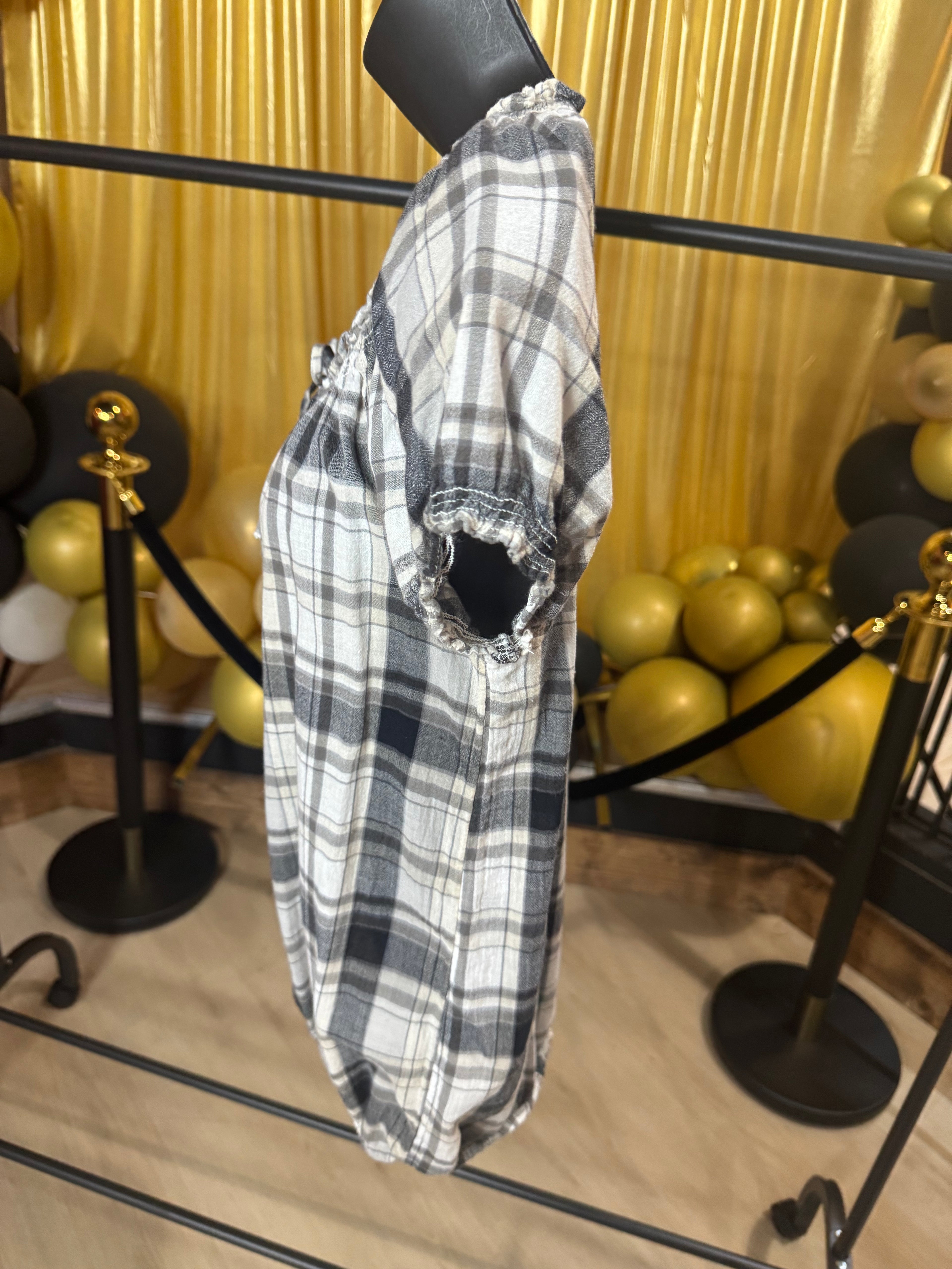 Faded Glory Black & White Plaid Blouse Size M