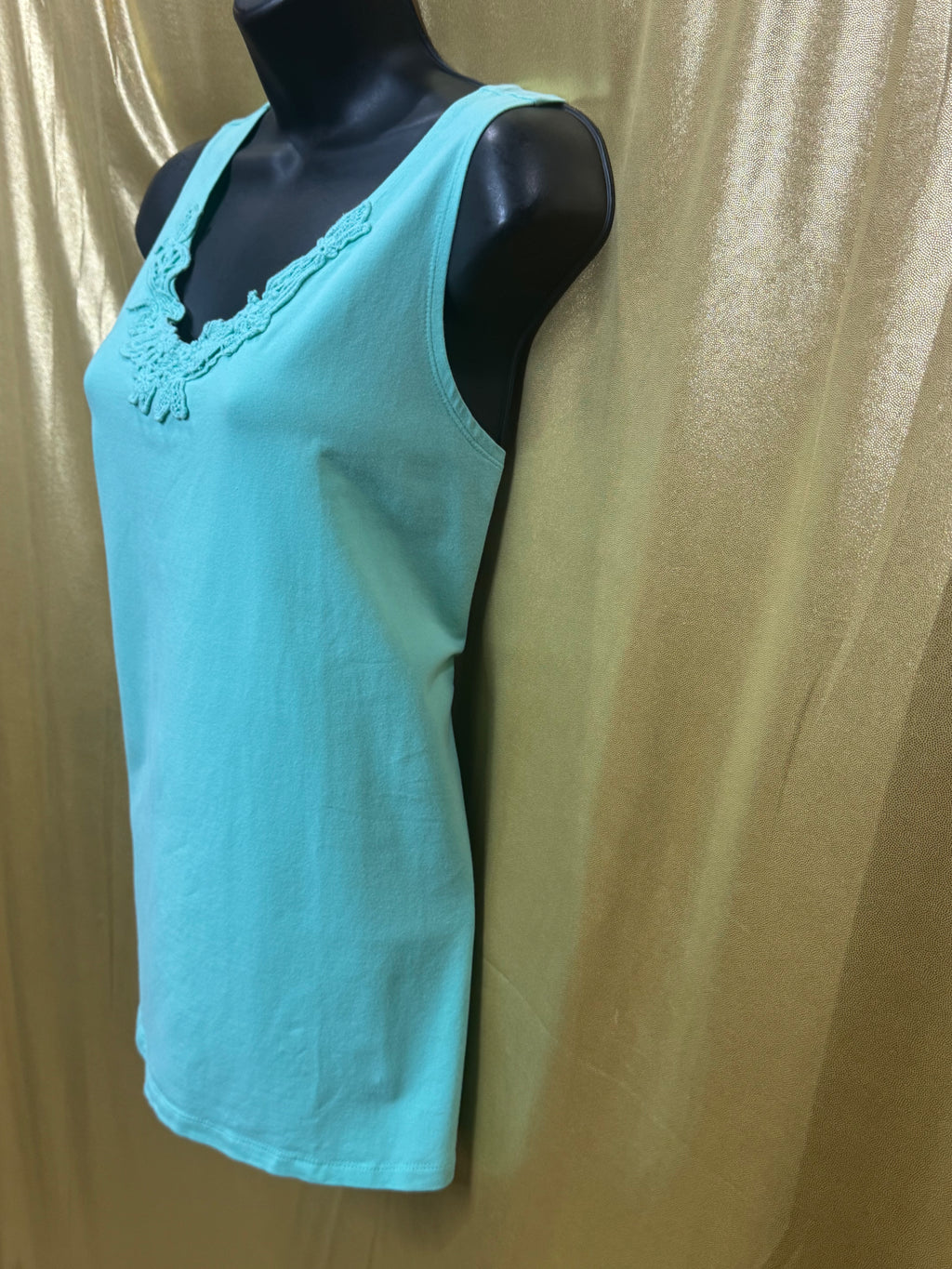 Susan Graver Mint Green Lace Neck Tank Top Size Large Cotton Spandex