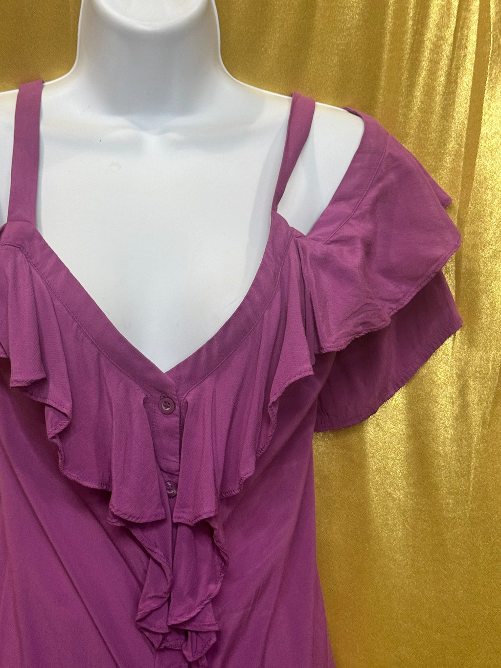 SOHO Jeans New York & Company Purple Cold Shoulder Ruffle Blouse Top L