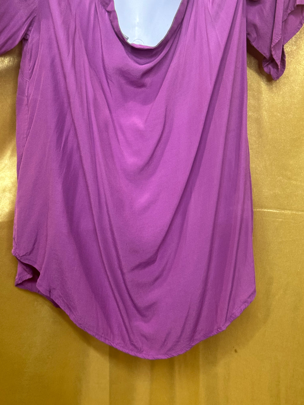 SOHO Jeans New York & Company Purple Cold Shoulder Ruffle Blouse Top L