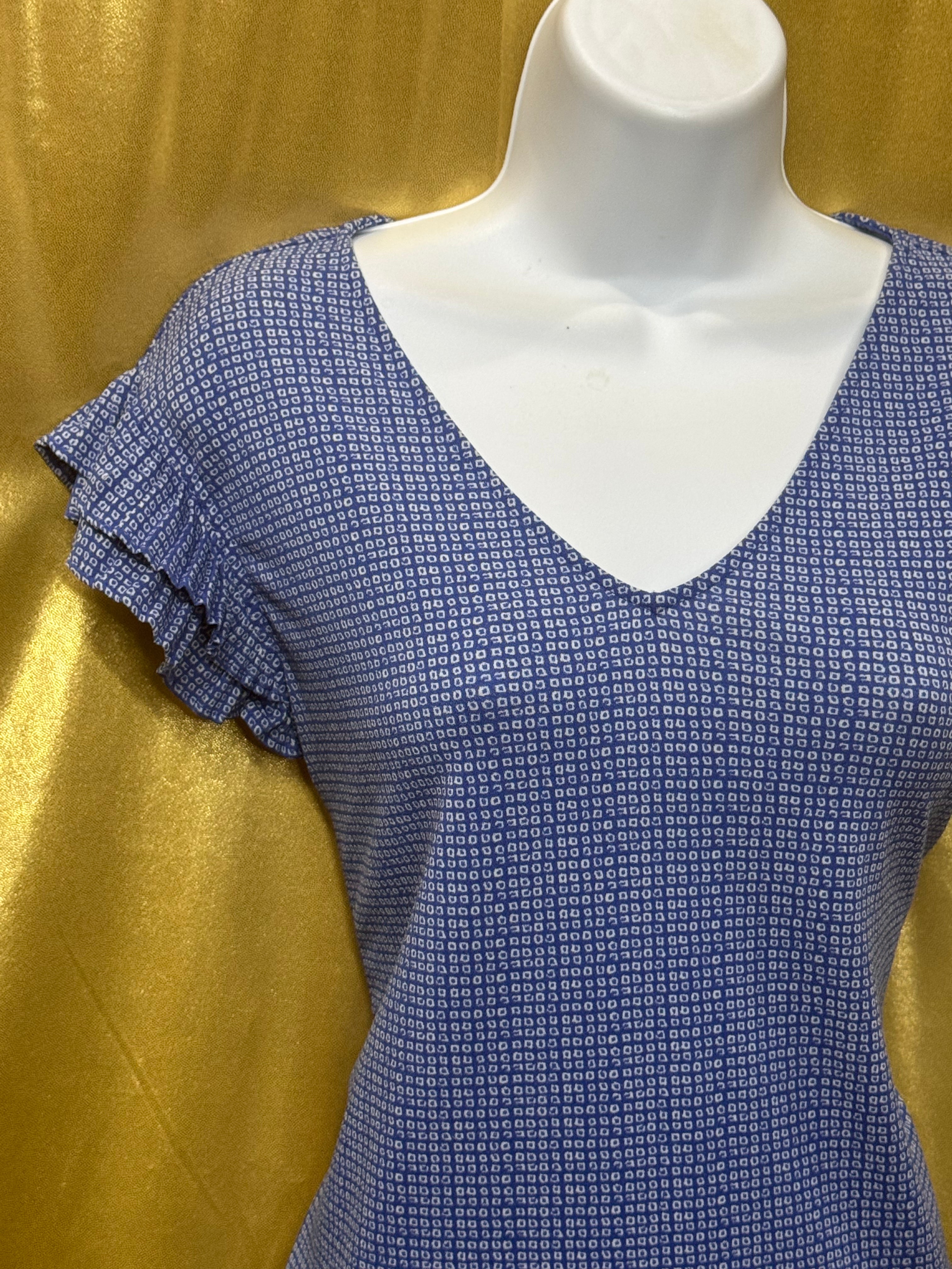 Adrianna Papell Blue Geo Print Flutter Sleeve V-Neck Top - Size L