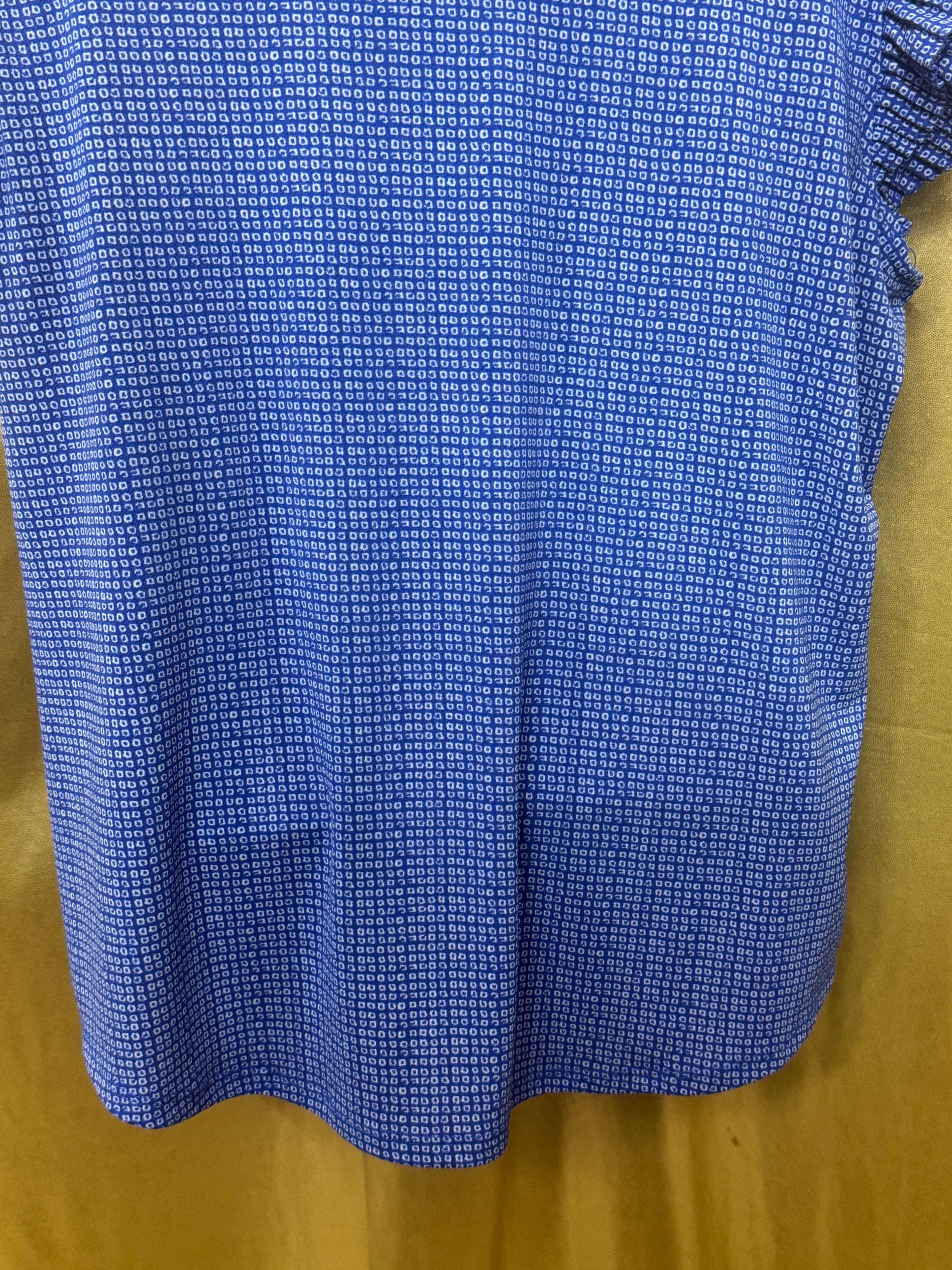Adrianna Papell Blue Geo Print Flutter Sleeve V-Neck Top - Size L