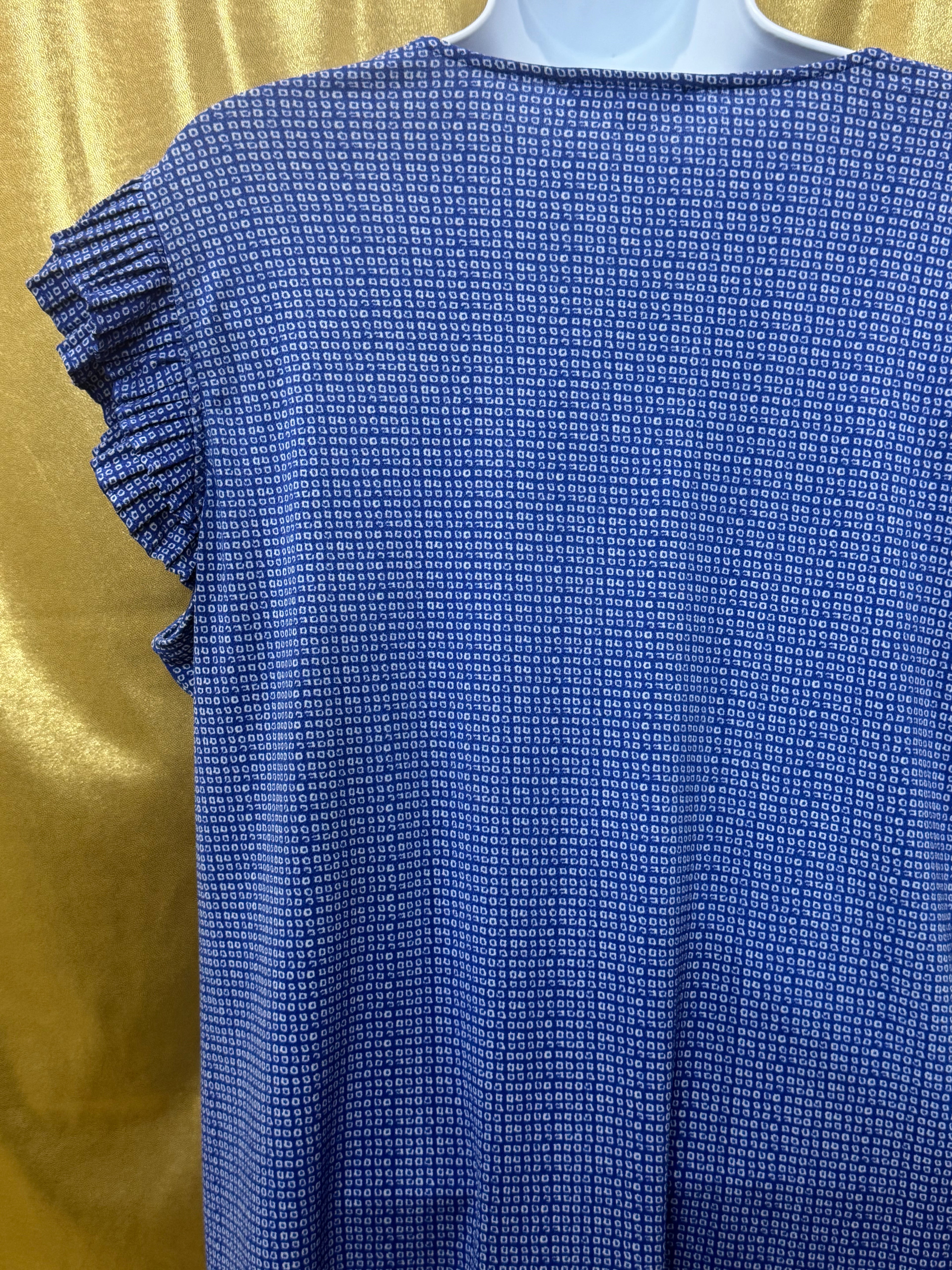 Adrianna Papell Blue Geo Print Flutter Sleeve V-Neck Top - Size L