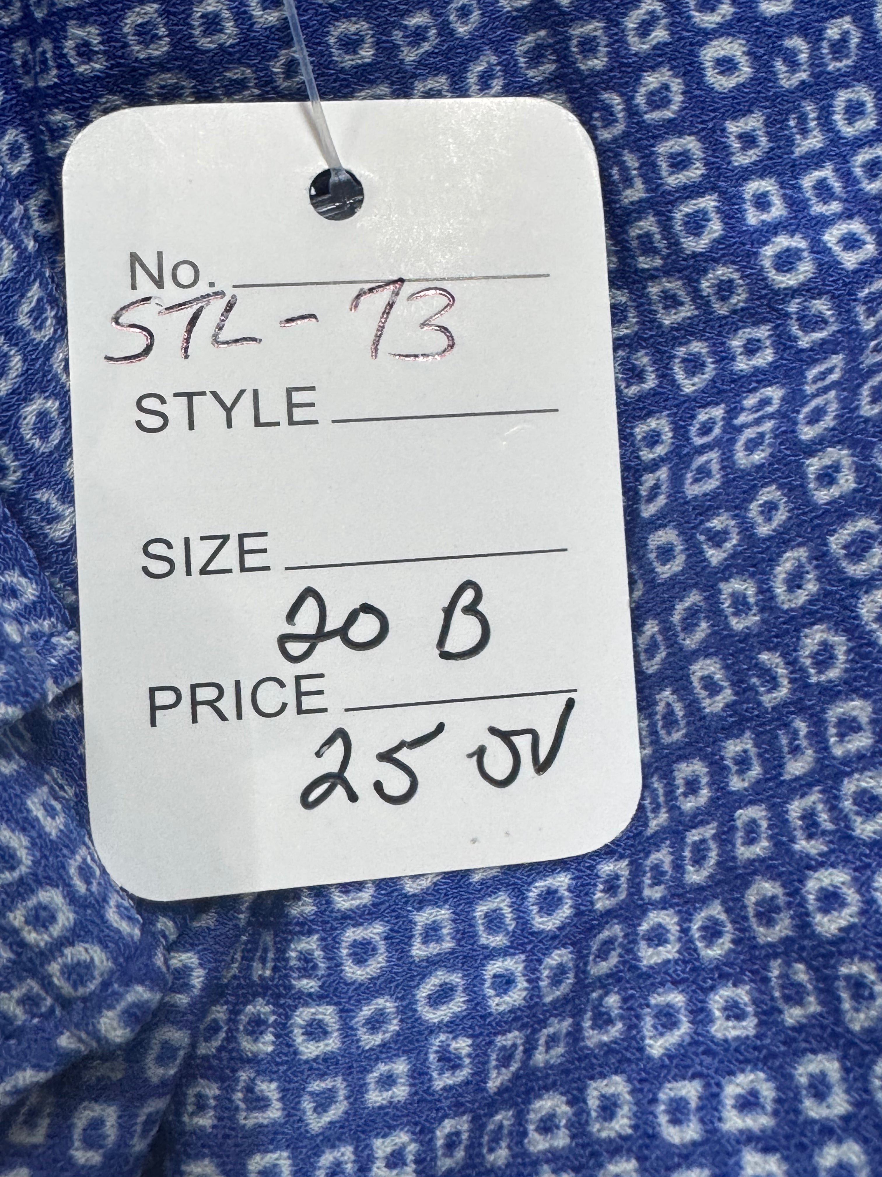 Adrianna Papell Blue Geo Print Flutter Sleeve V-Neck Top - Size L