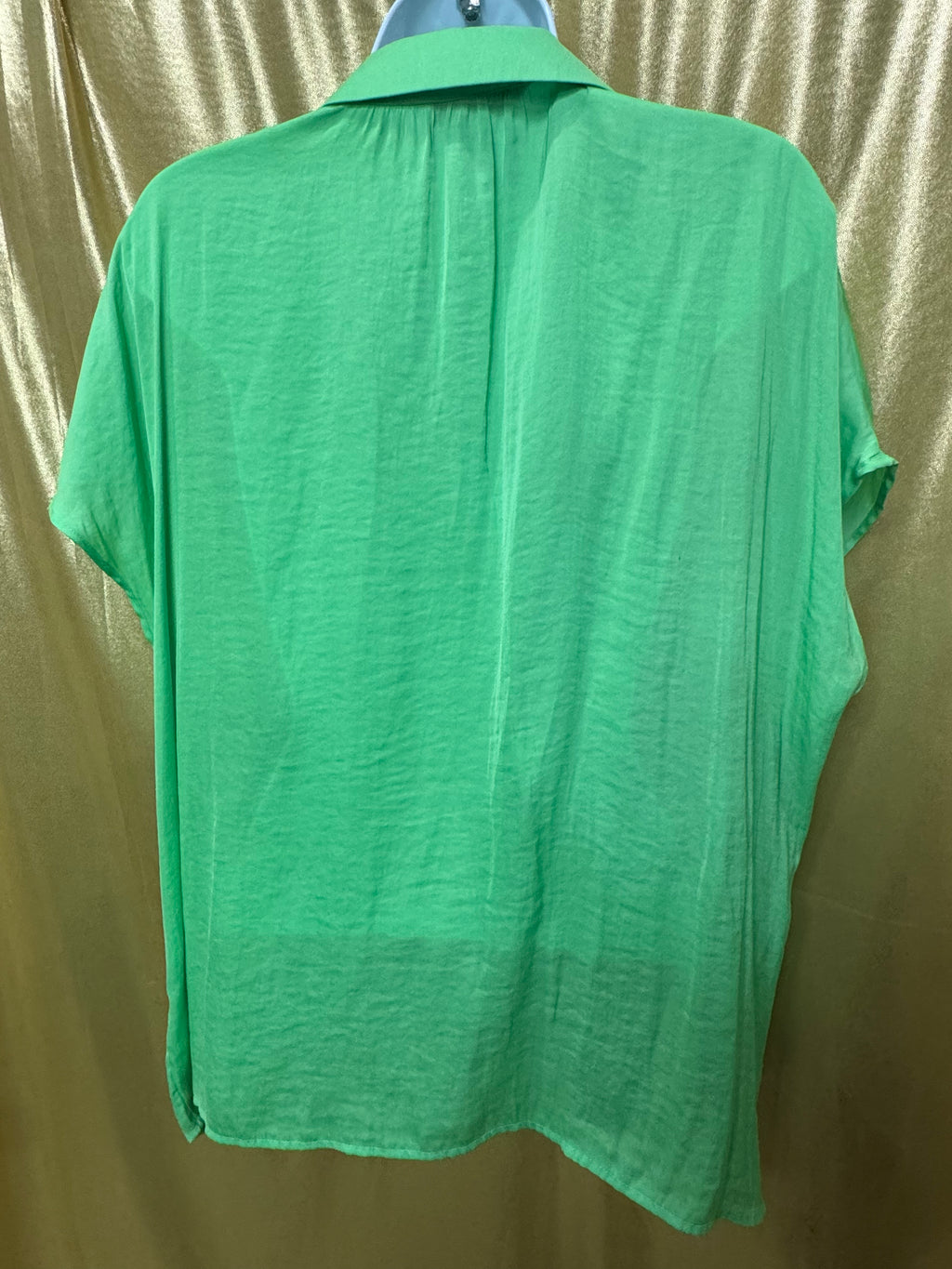 Counterparts Lime Green Button Down Blouse Size L NWT Short Sleeve Flowy Shirt