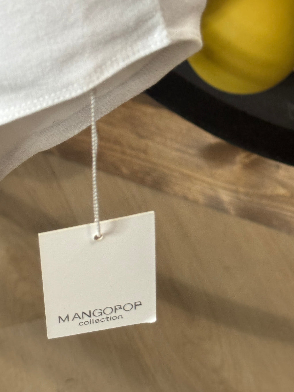 MangoPop NWT White Short Sleeve Bodysuit Size XS