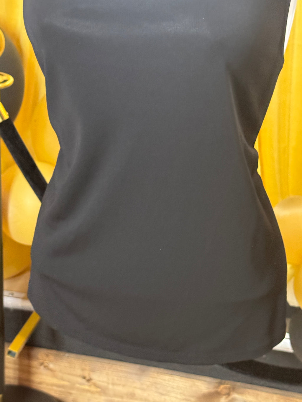DKNY Black Sleeveless Blouse Size L
