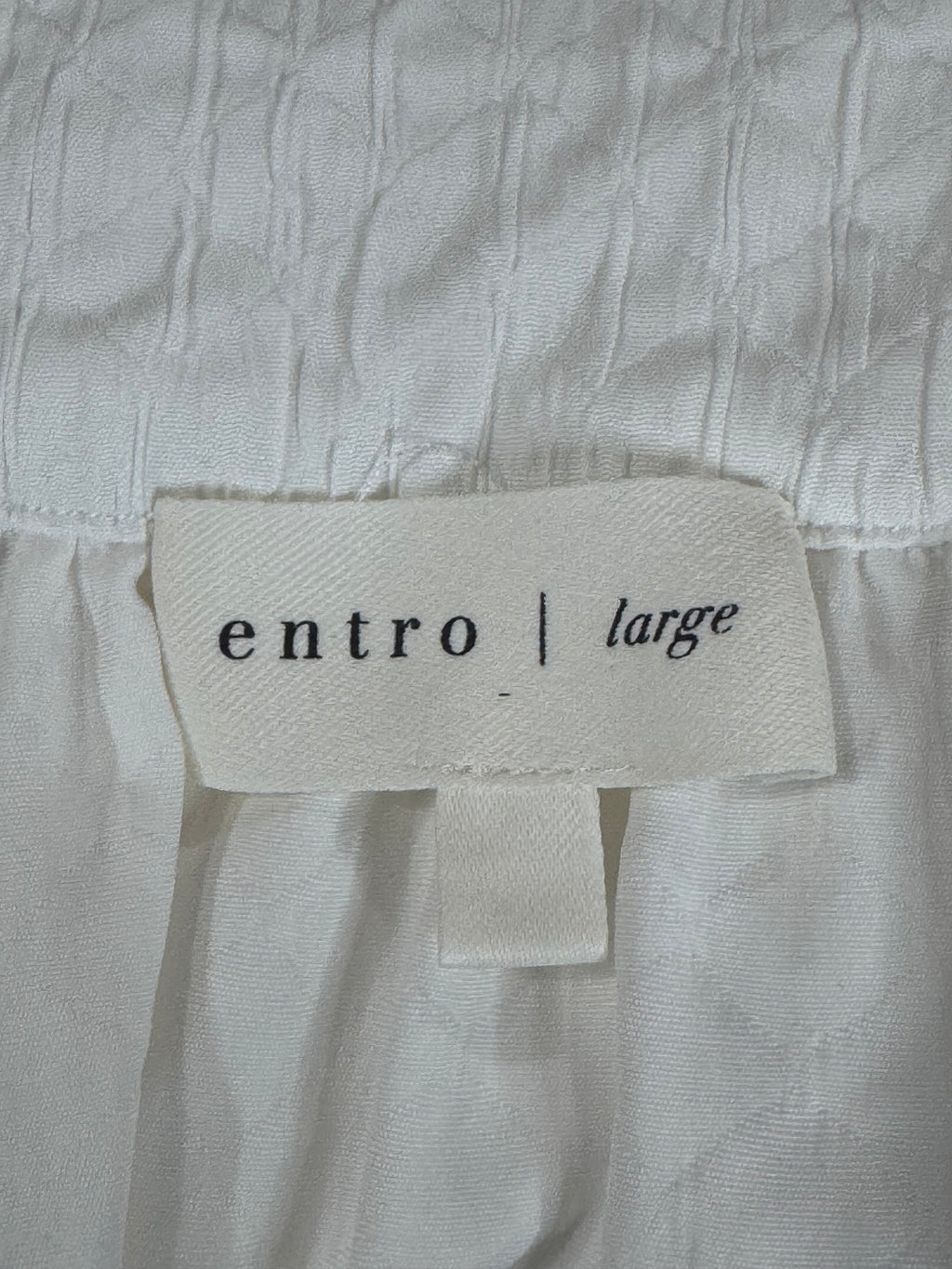 Entro White Short Sleeve Blouse Size L