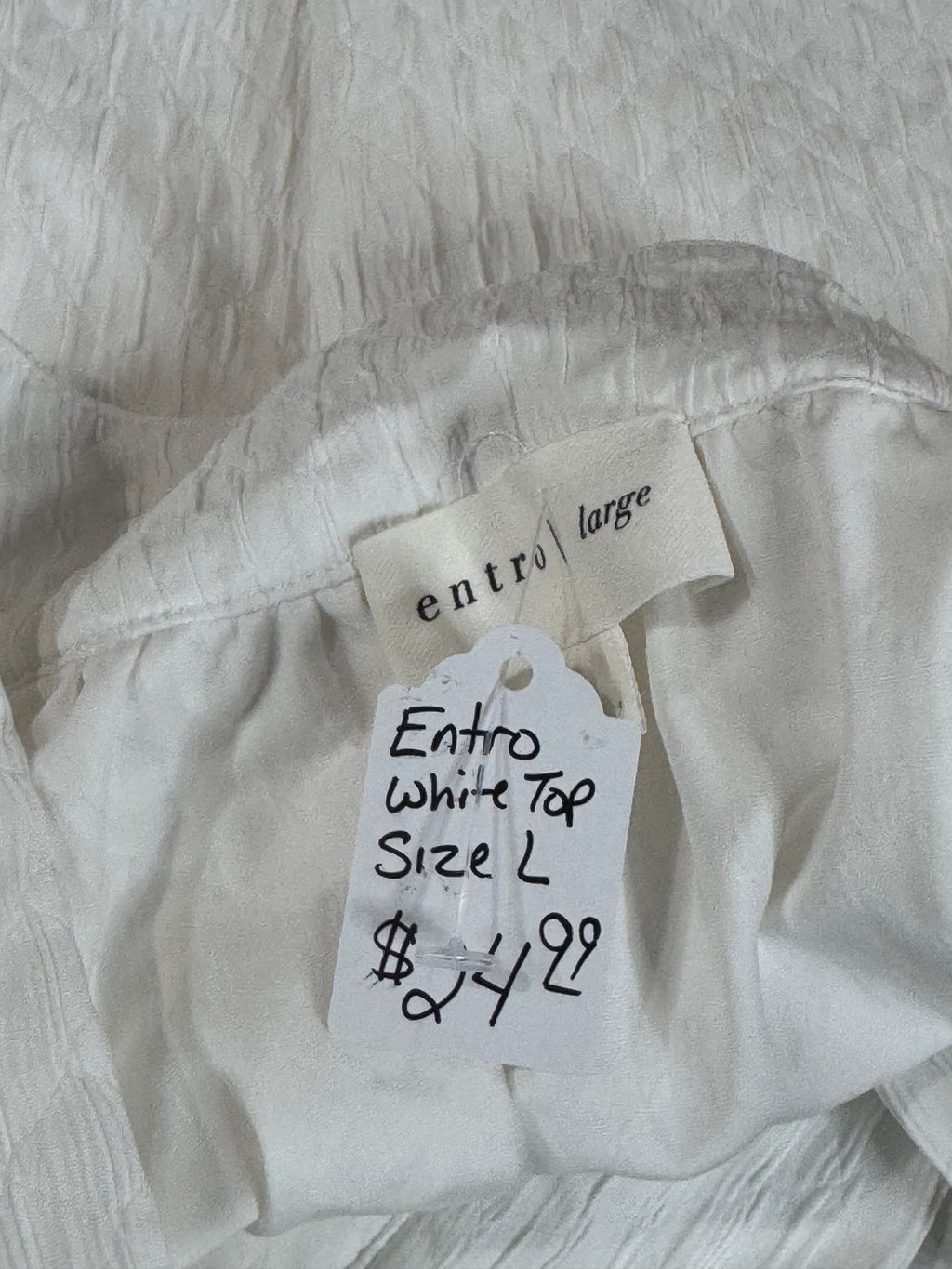 Entro White Short Sleeve Blouse Size L