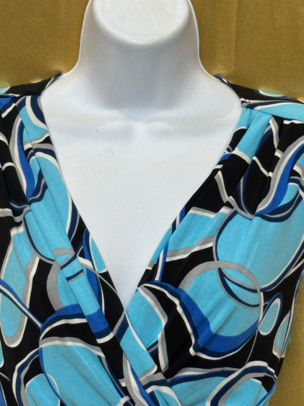 Cato Geometric Abstract V-Neck Faux Wrap Top Blue Black Medium W/ Tie Belt