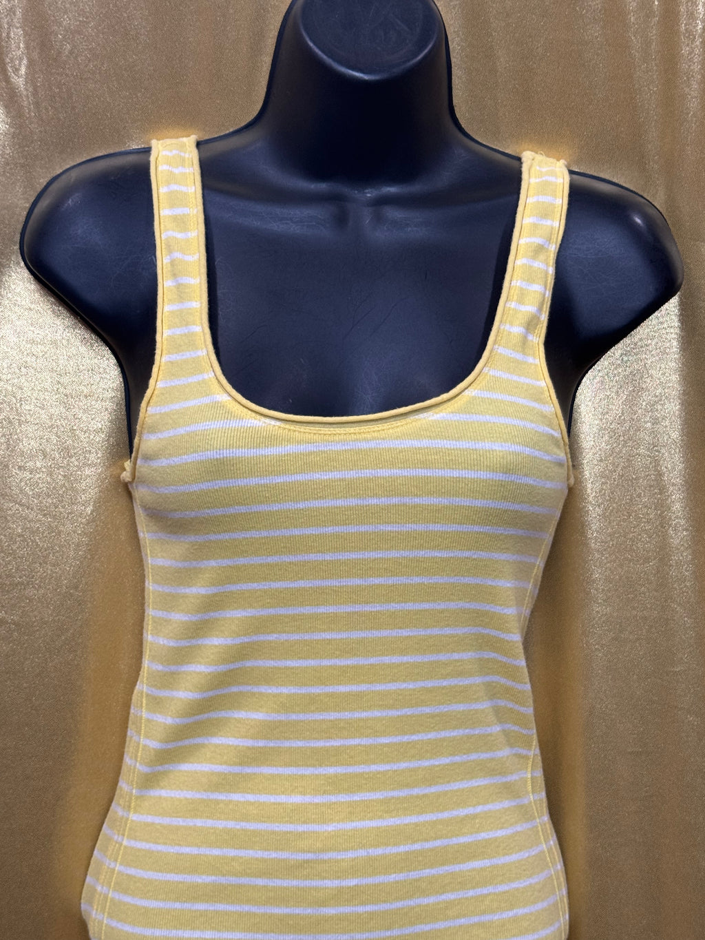 American Eagle Yellow Striped Ribbed Tank Top Size Medium ☀️