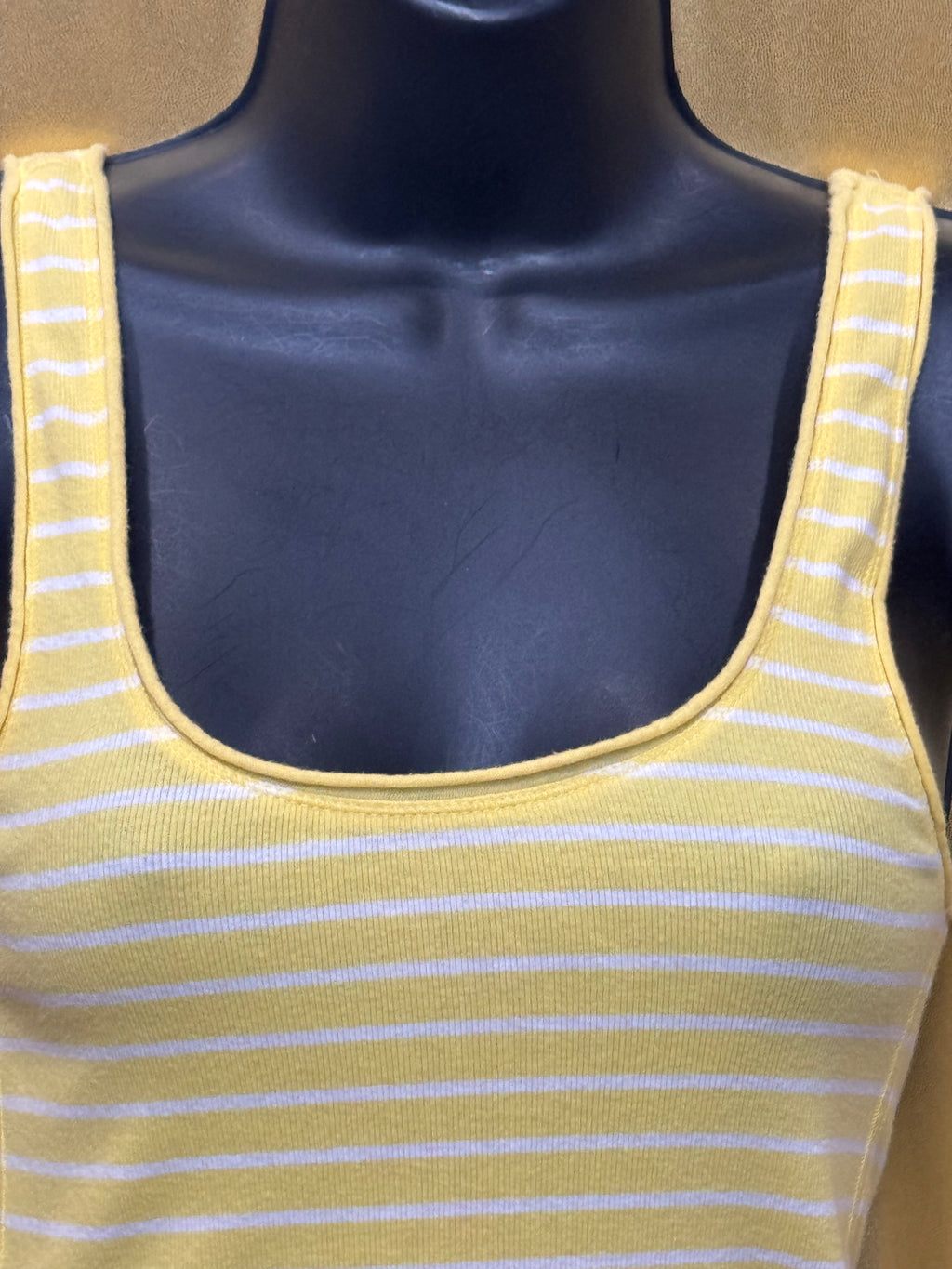 American Eagle Yellow Striped Ribbed Tank Top Size Medium ☀️