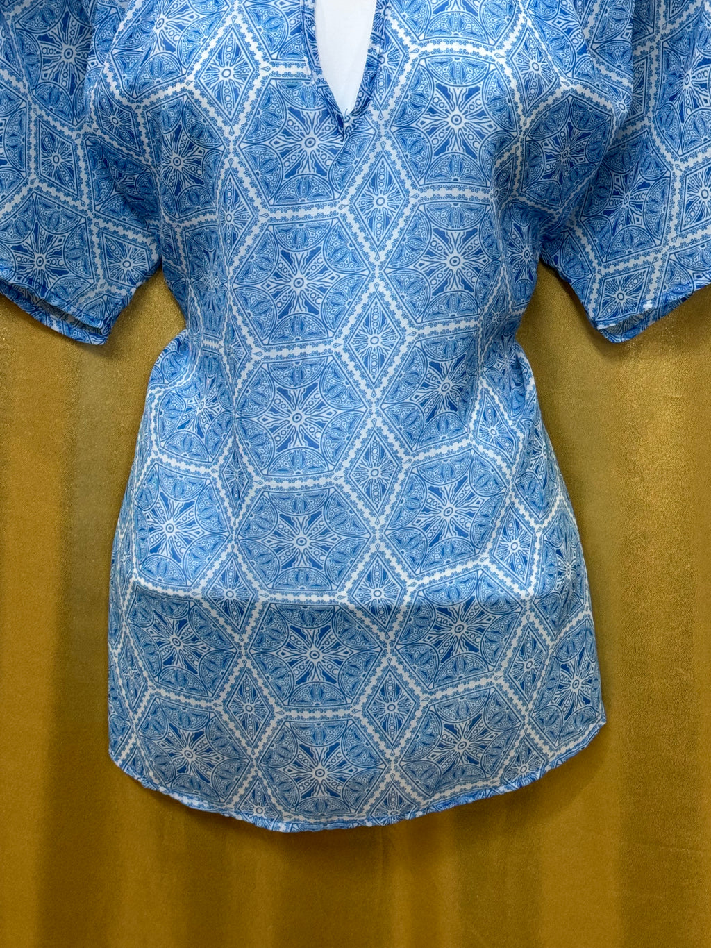 Worthington Blue Geometric Keyhole Blouse Size L Polyester Short Sleeve