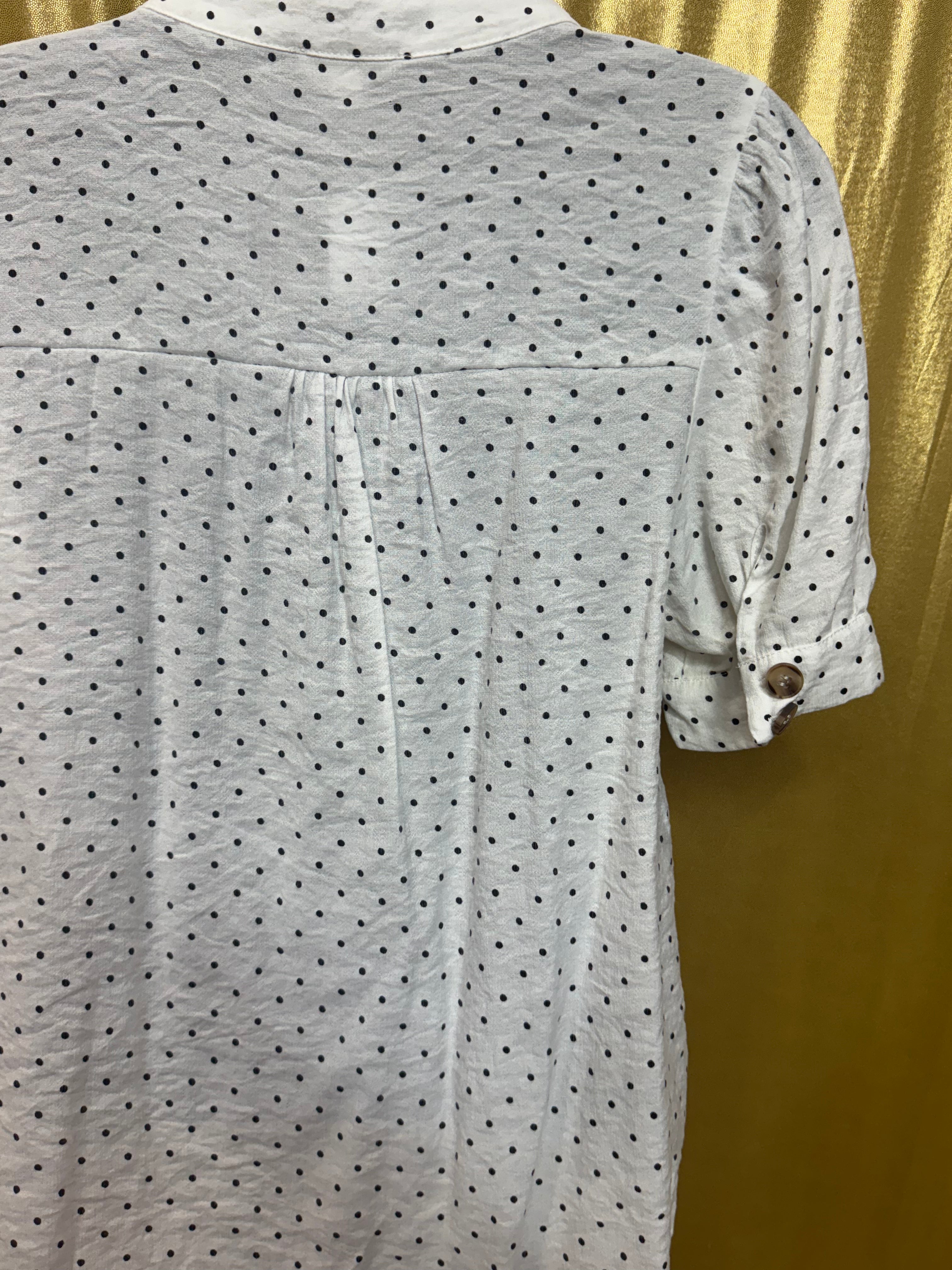 GEEGEE White Polka Dot Button-Down Blouse | Size Small