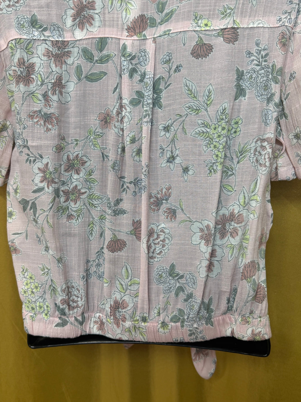 Candie's Pink Floral Tie-Front Crop Top — Size Small
