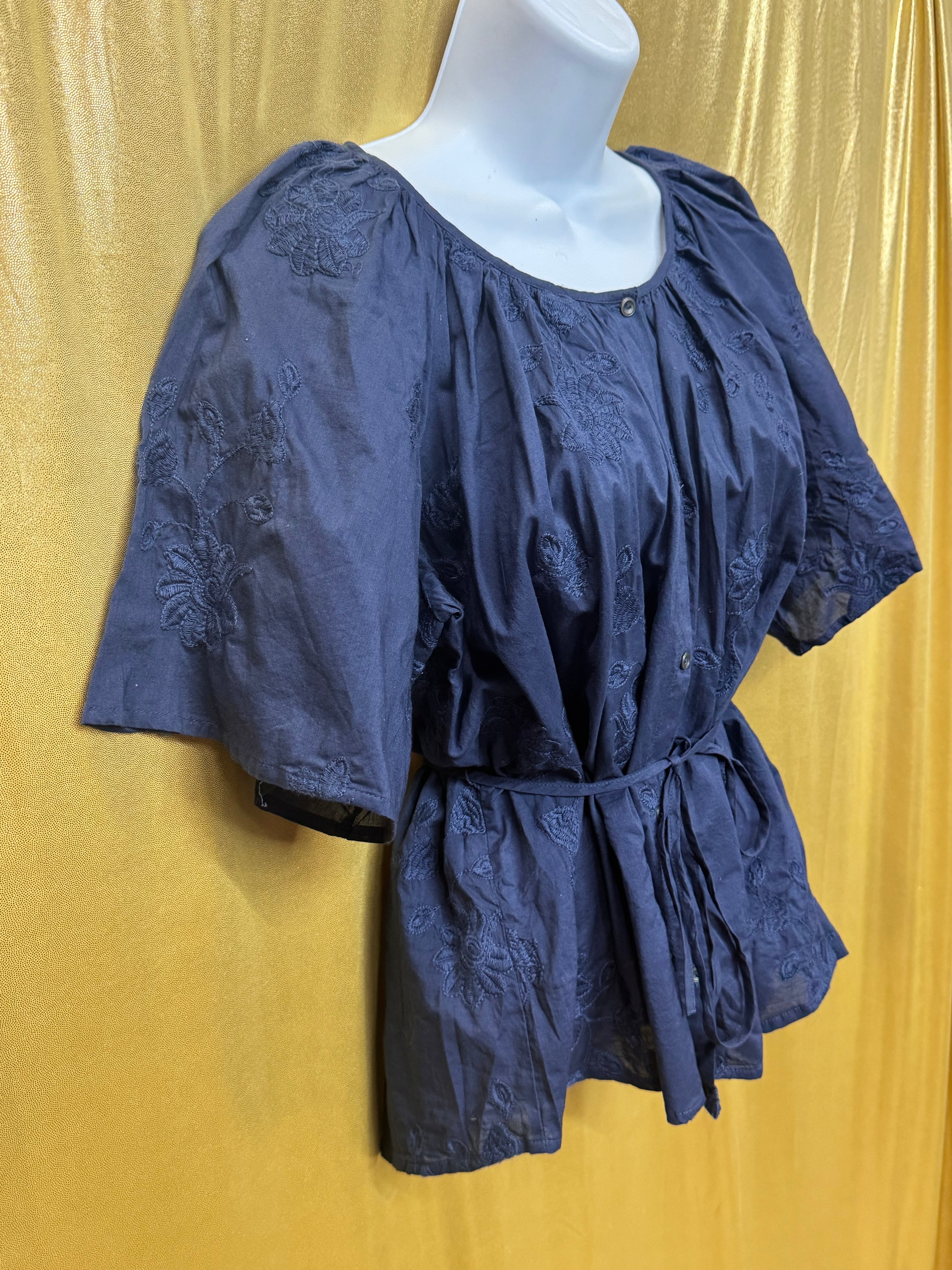 Lucky Brand Navy Blue Embroidered Cotton Peplum Blouse Shirt Top Size Small