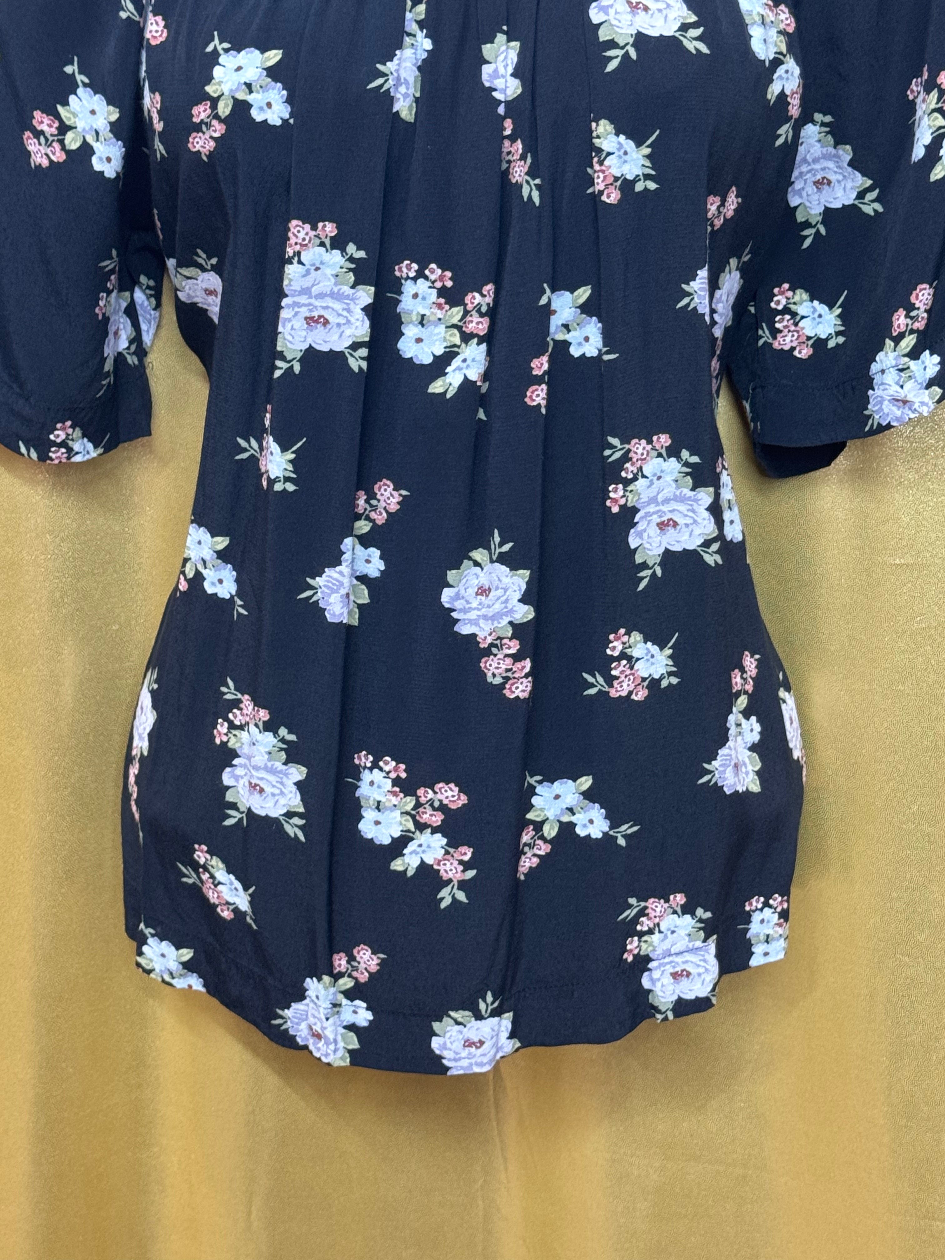 LOFT Black Floral Boho Blouse Scoop Neck Short Sleeve Top Size S