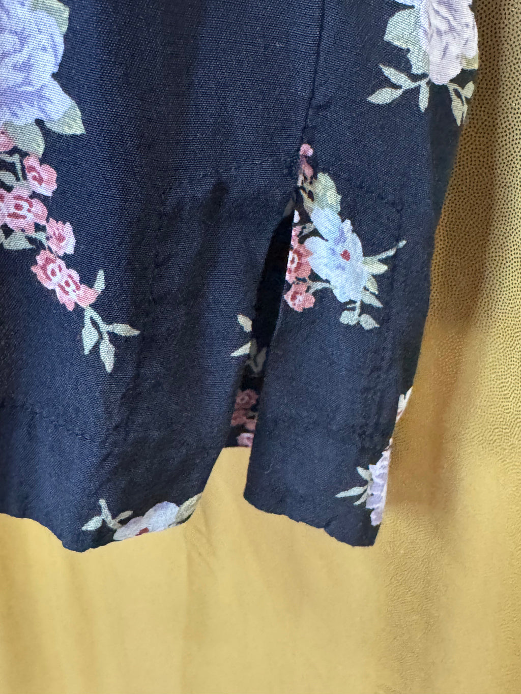 LOFT Black Floral Boho Blouse Scoop Neck Short Sleeve Top Size S