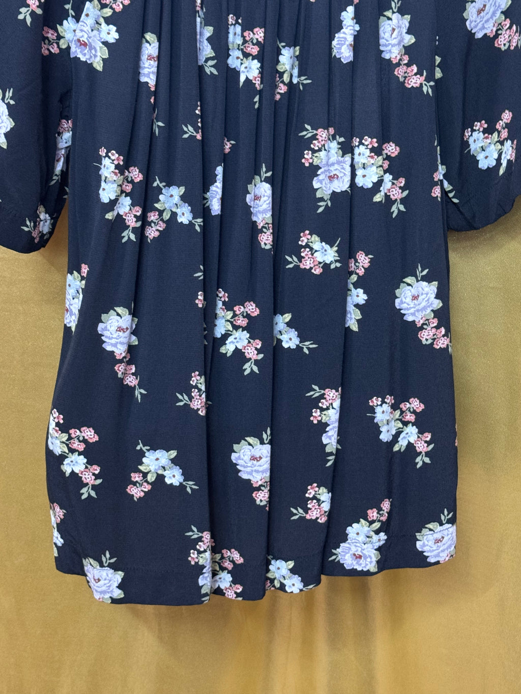 LOFT Black Floral Boho Blouse Scoop Neck Short Sleeve Top Size S