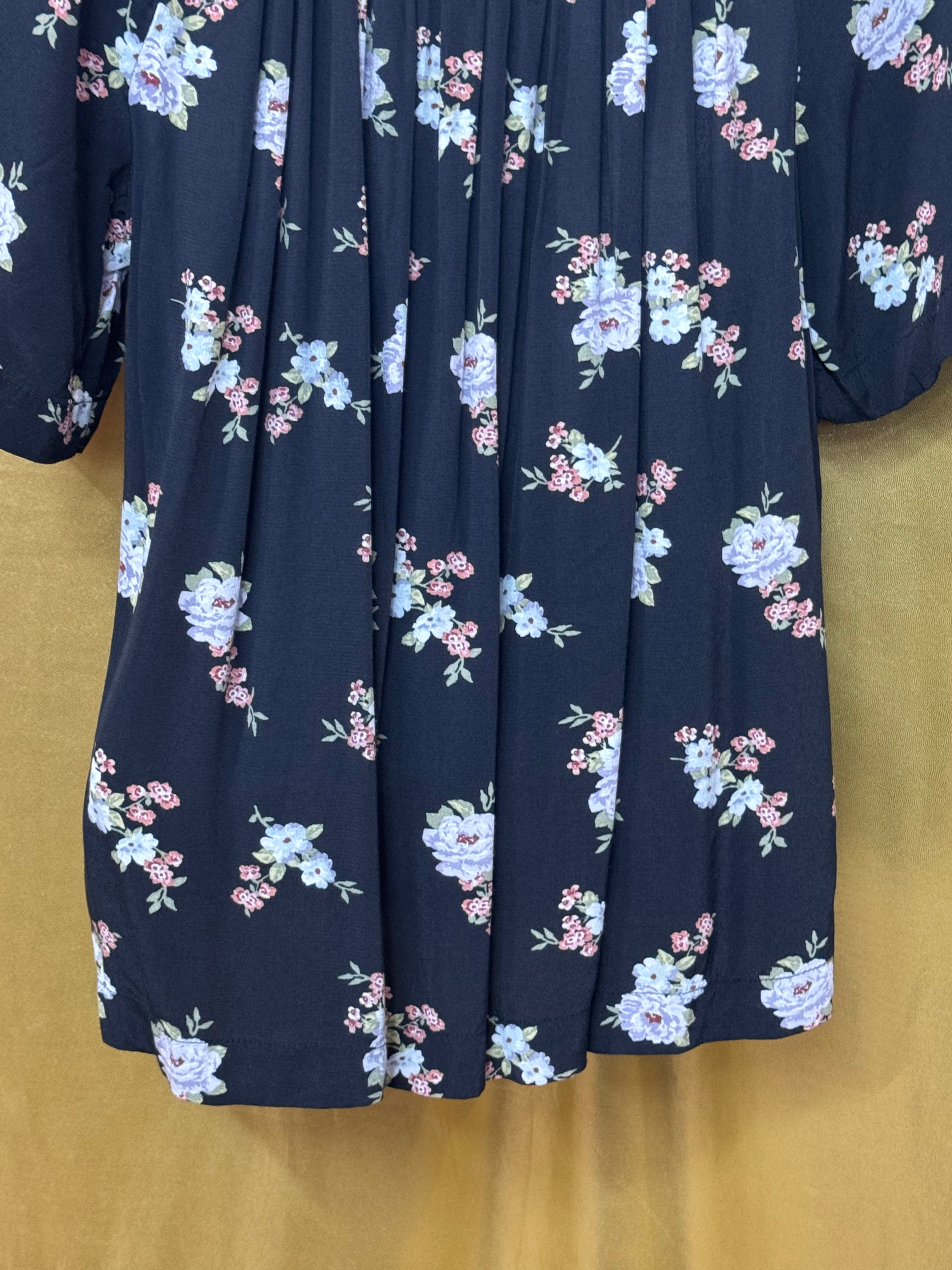 LOFT Black Floral Boho Blouse Scoop Neck Short Sleeve Top Size S