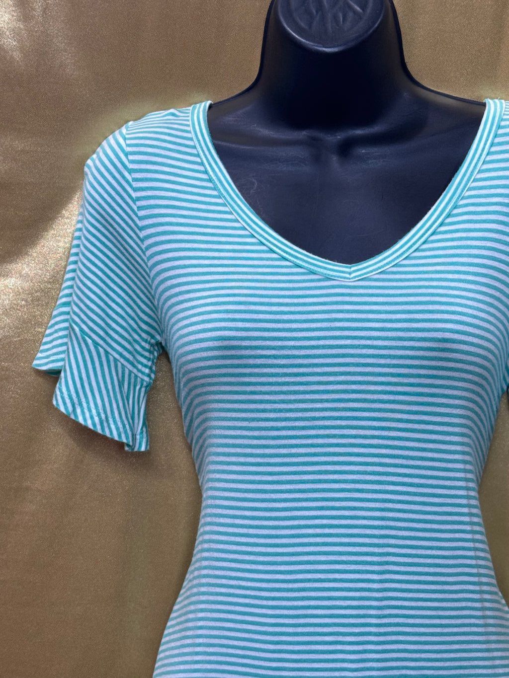 Andre by Unit Mint Striped Ruffle Hem Top - Small
