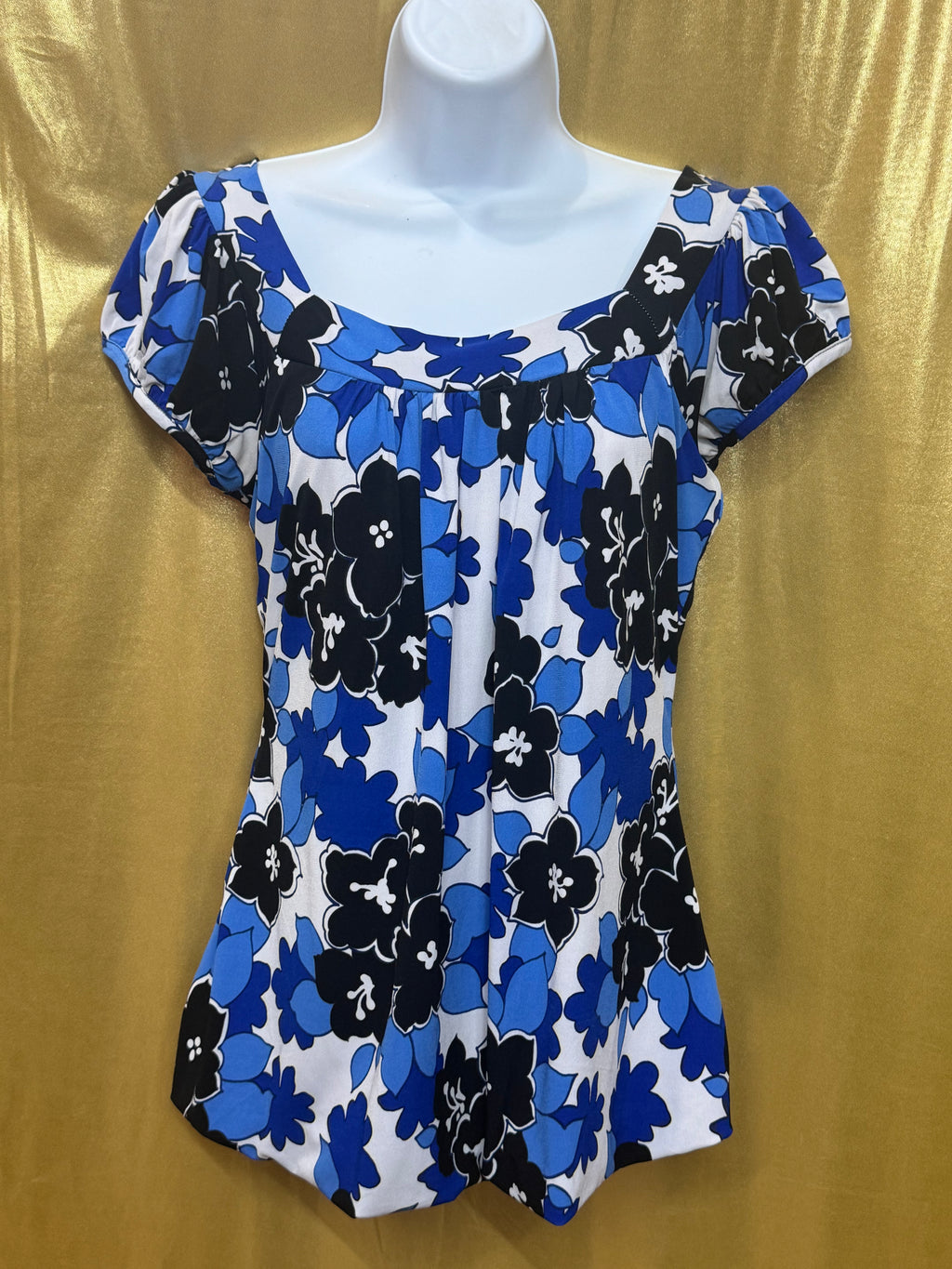 New Directions Blue Floral Scoop Neck Blouse - Size Small 💙