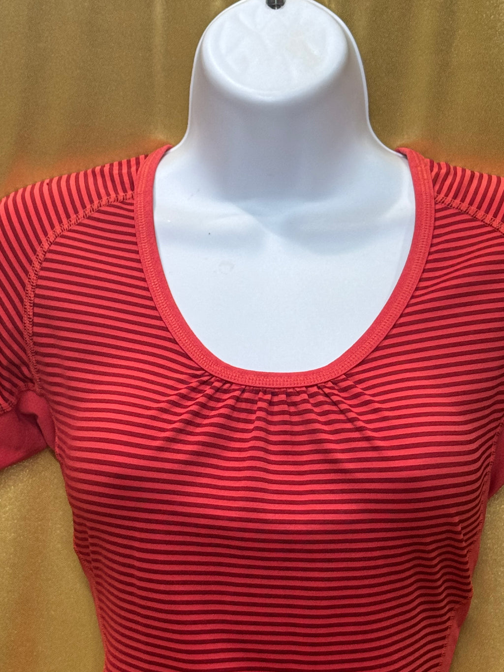 The North Face Pink Striped Athletic Top - Size Small 🏃‍♀️