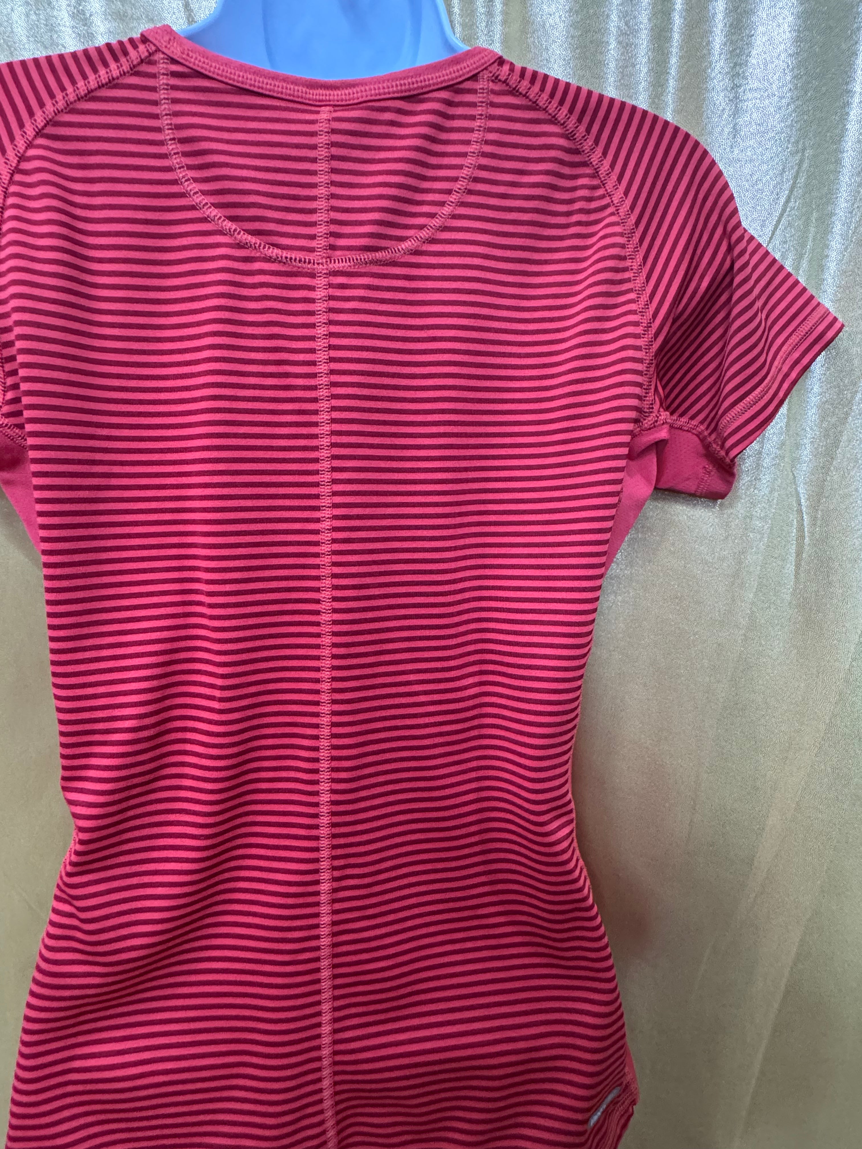 The North Face Pink Striped Athletic Top - Size Small 🏃‍♀️