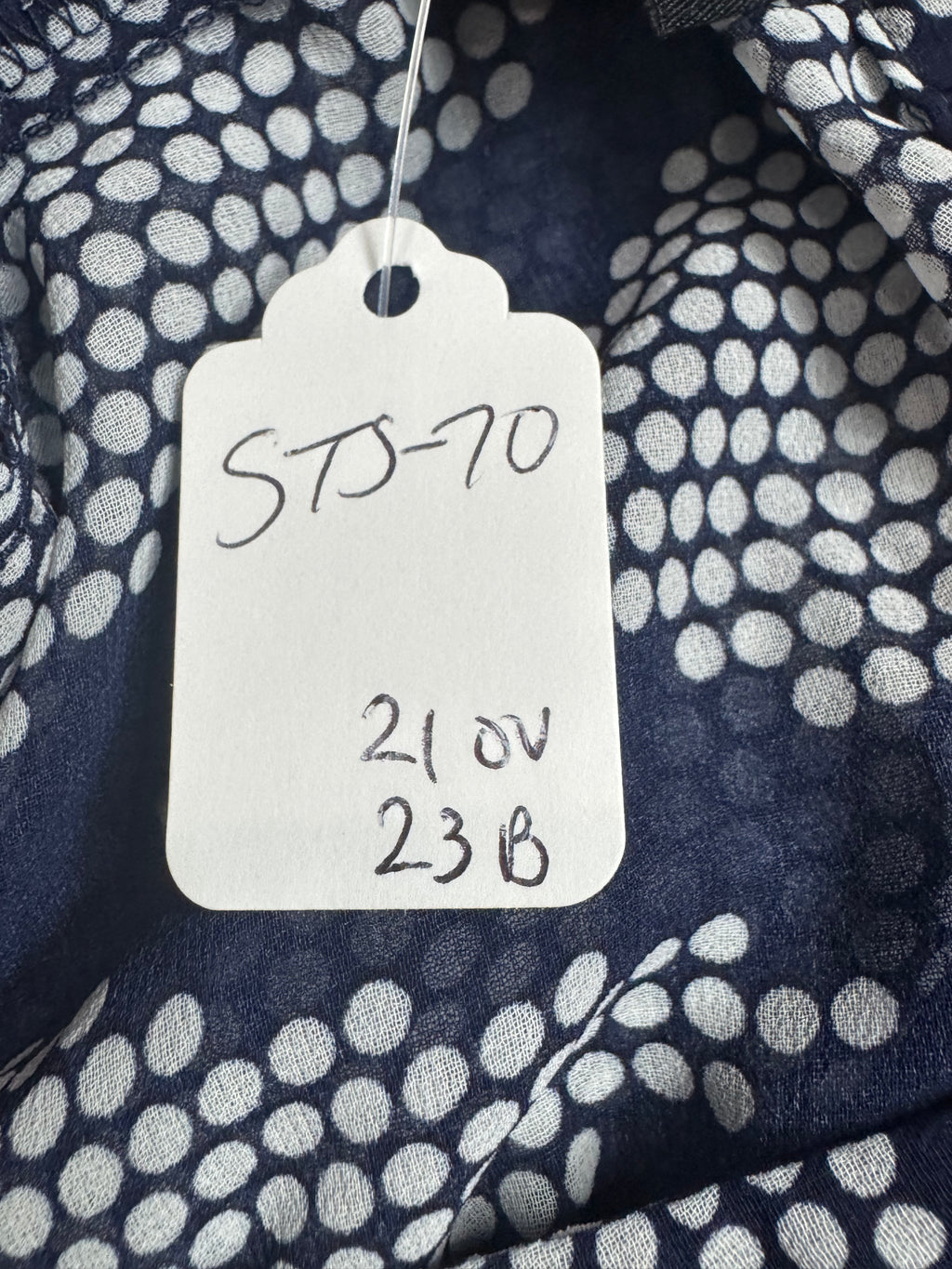 Iz Byer Blue & White Zig-Zag Cold-Shoulder Blouson Blouse | Size Small