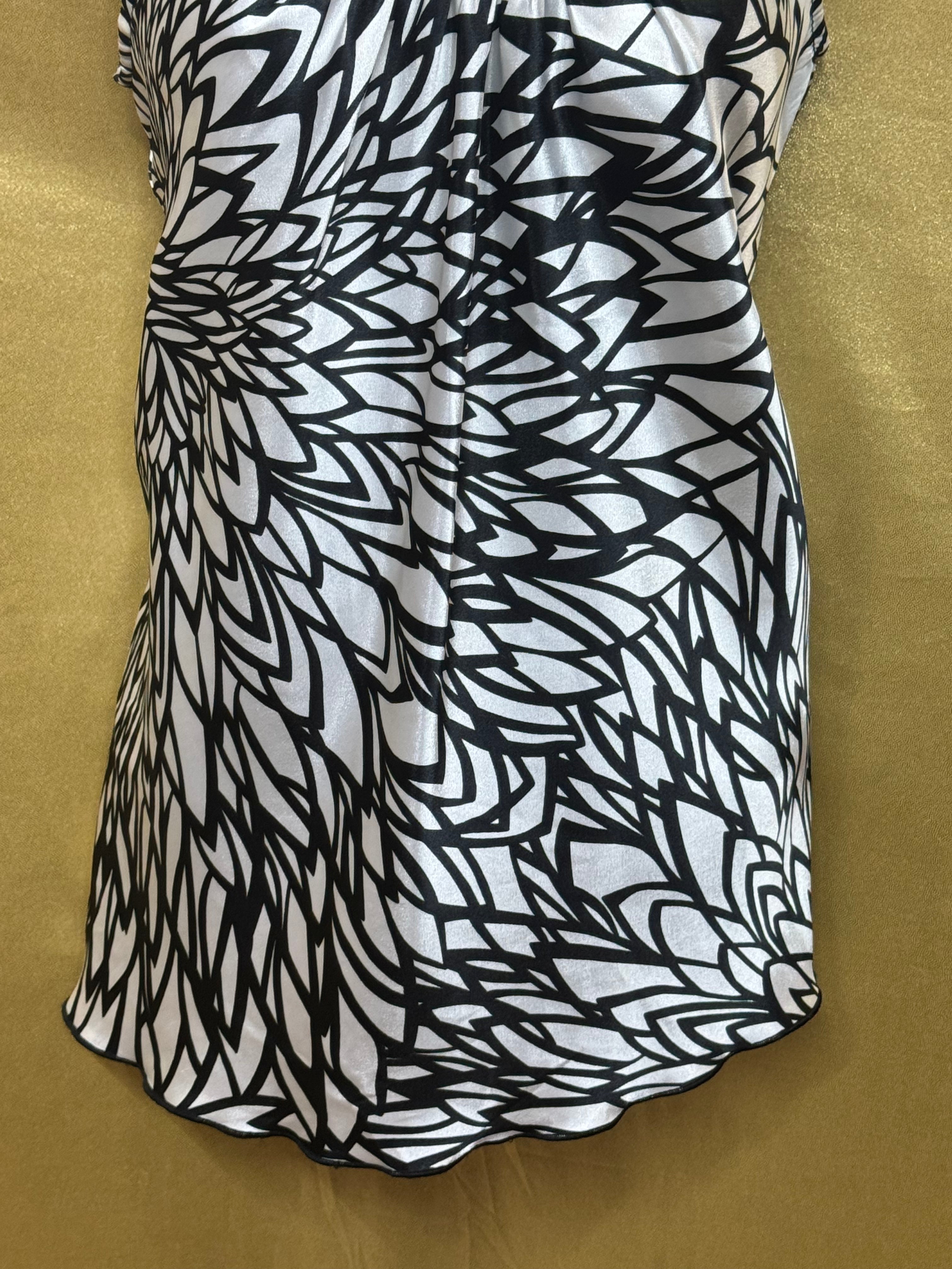 A.B. Studio Black & White Abstract Floral Sleeveless Top Tank - Size Small