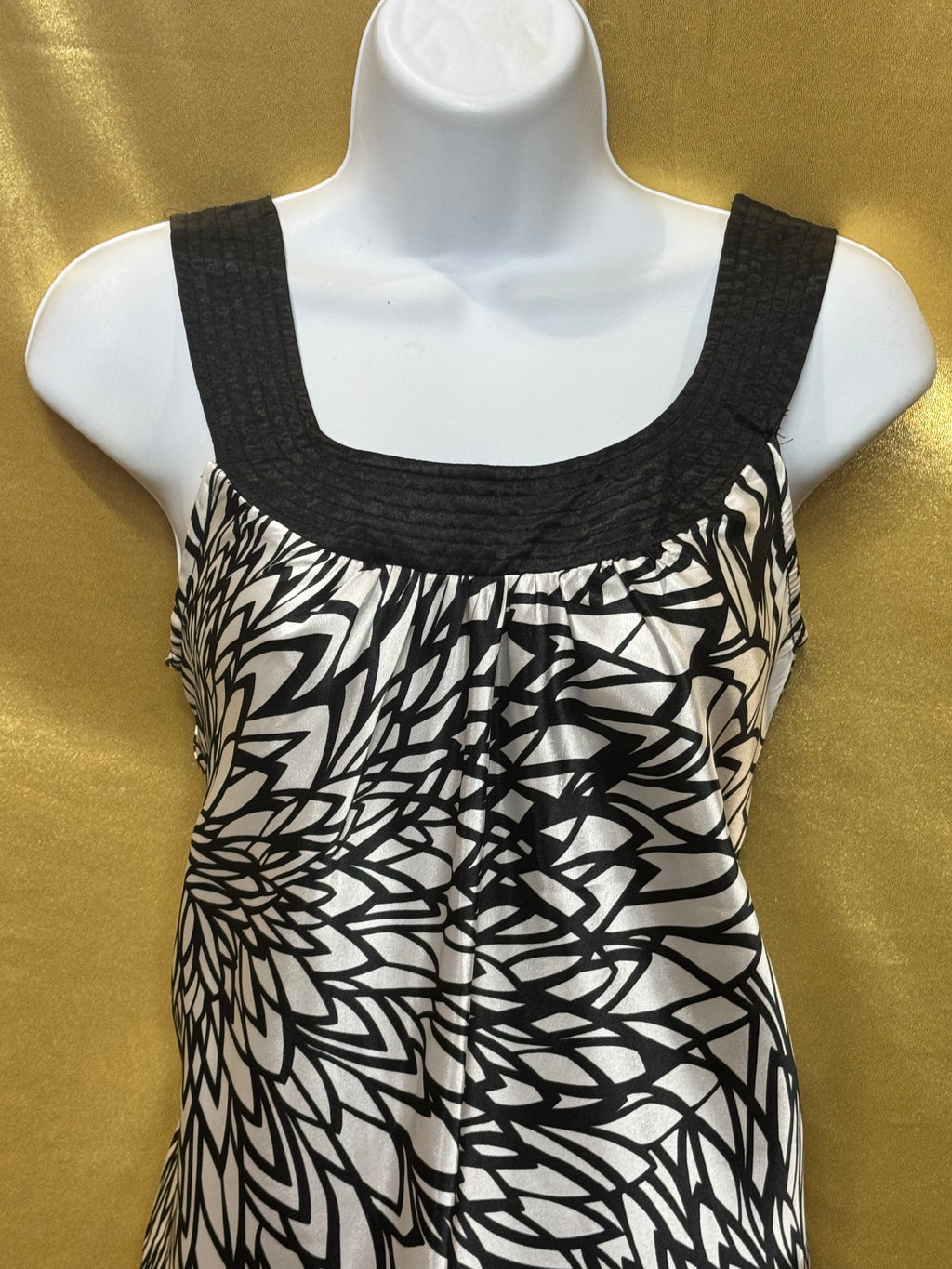 A.B. Studio Black & White Abstract Floral Sleeveless Top Tank - Size Small