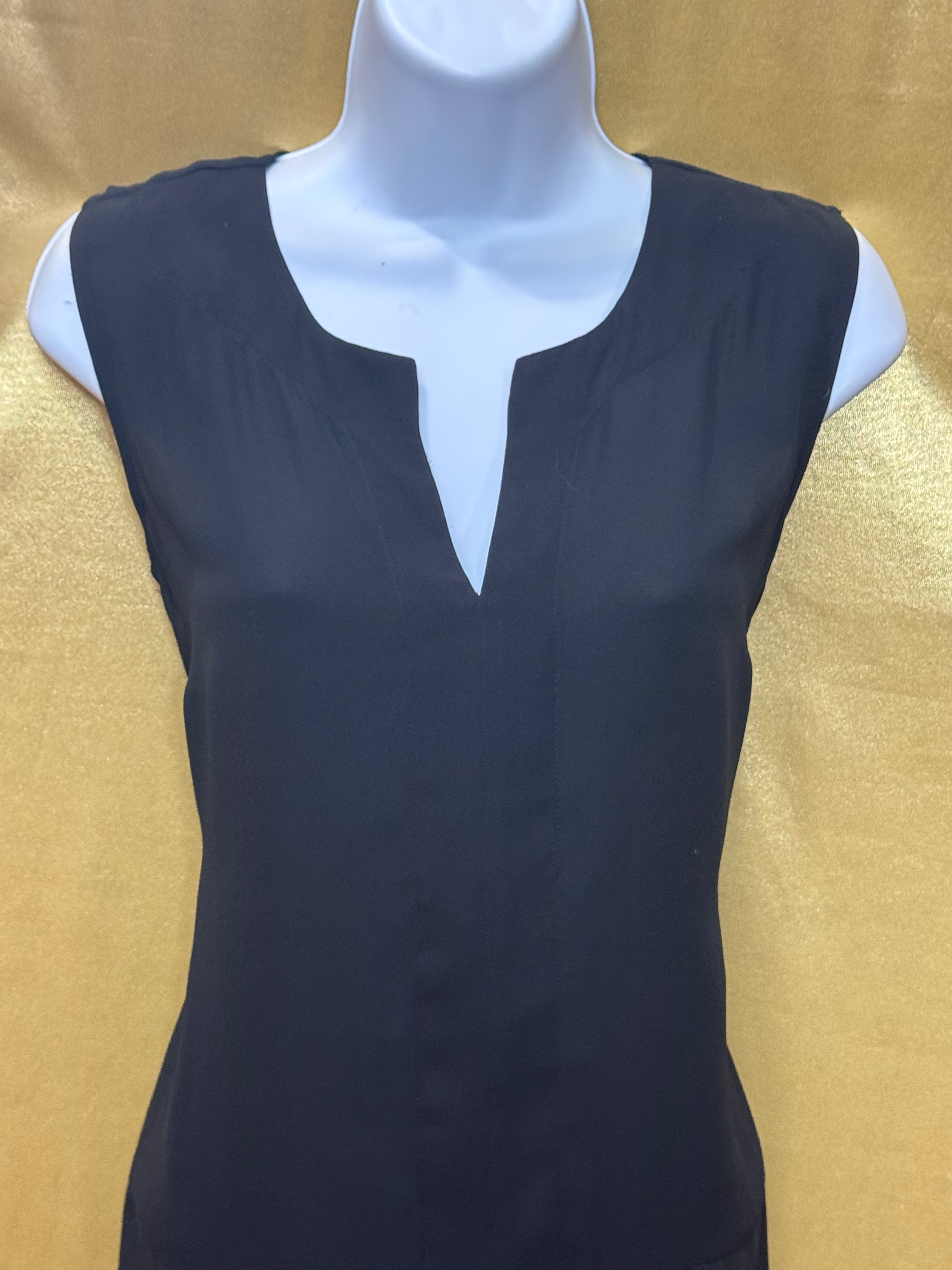 CHAUS New York Black Sleeveless Tunic Top - Size Small