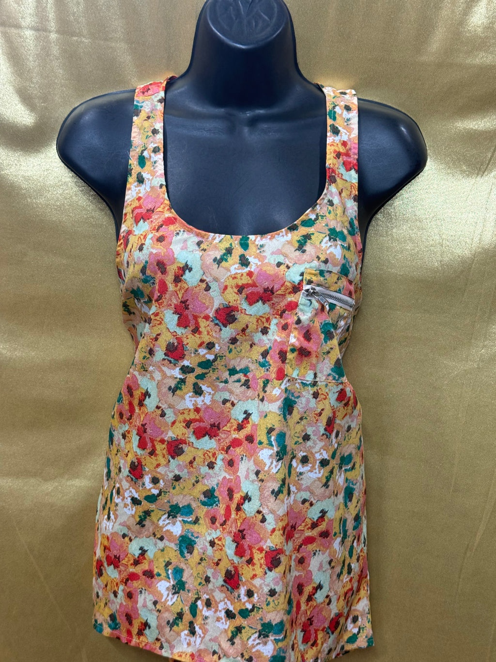 Ambiance Apparel Vibrant Floral Scoop Neck Tank Top with Zipper Pocket - Size Small