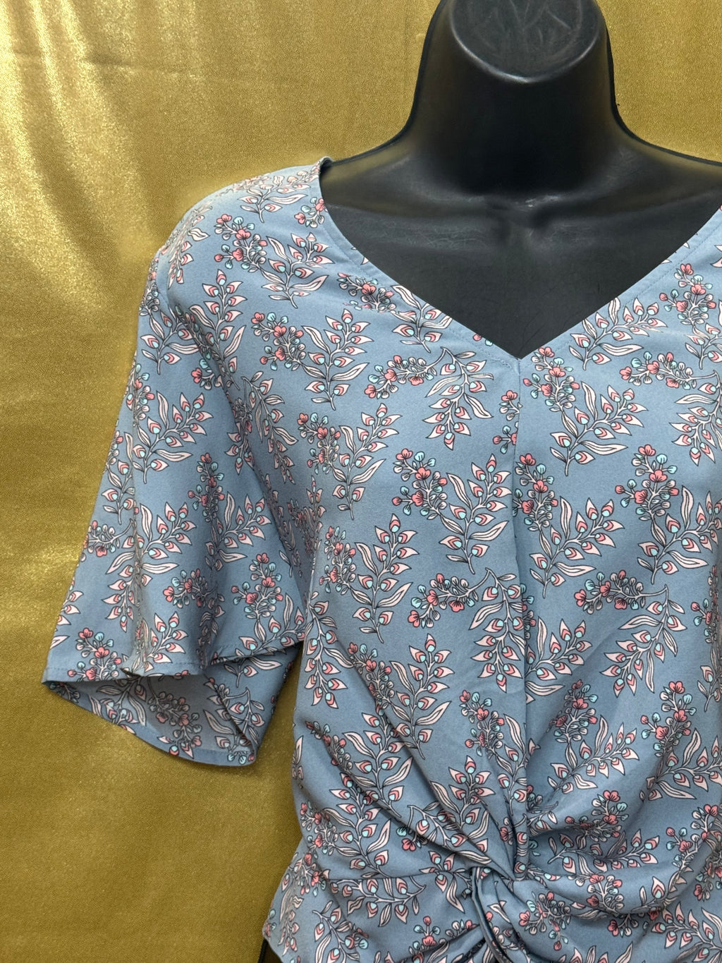 LOFT Blue Floral Twist-Front Blouse Size Small - Short Flutter Sleeve Top