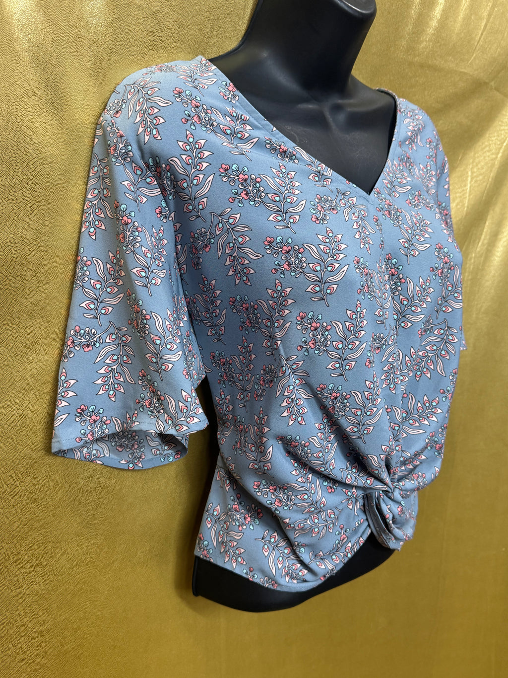 LOFT Blue Floral Twist-Front Blouse Size Small - Short Flutter Sleeve Top
