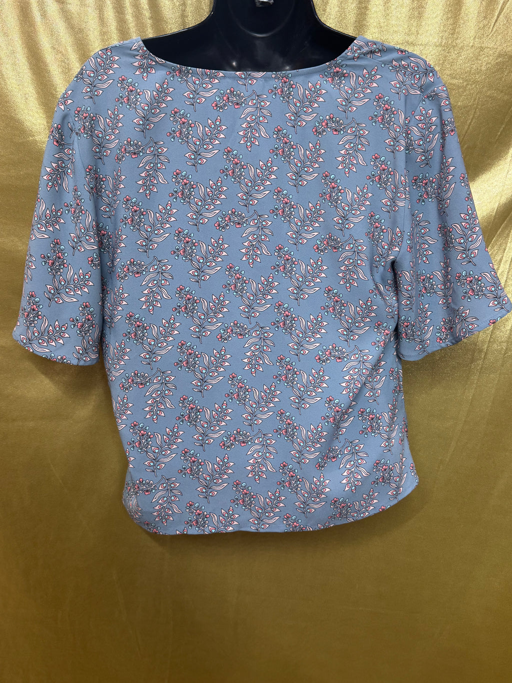 LOFT Blue Floral Twist-Front Blouse Size Small - Short Flutter Sleeve Top