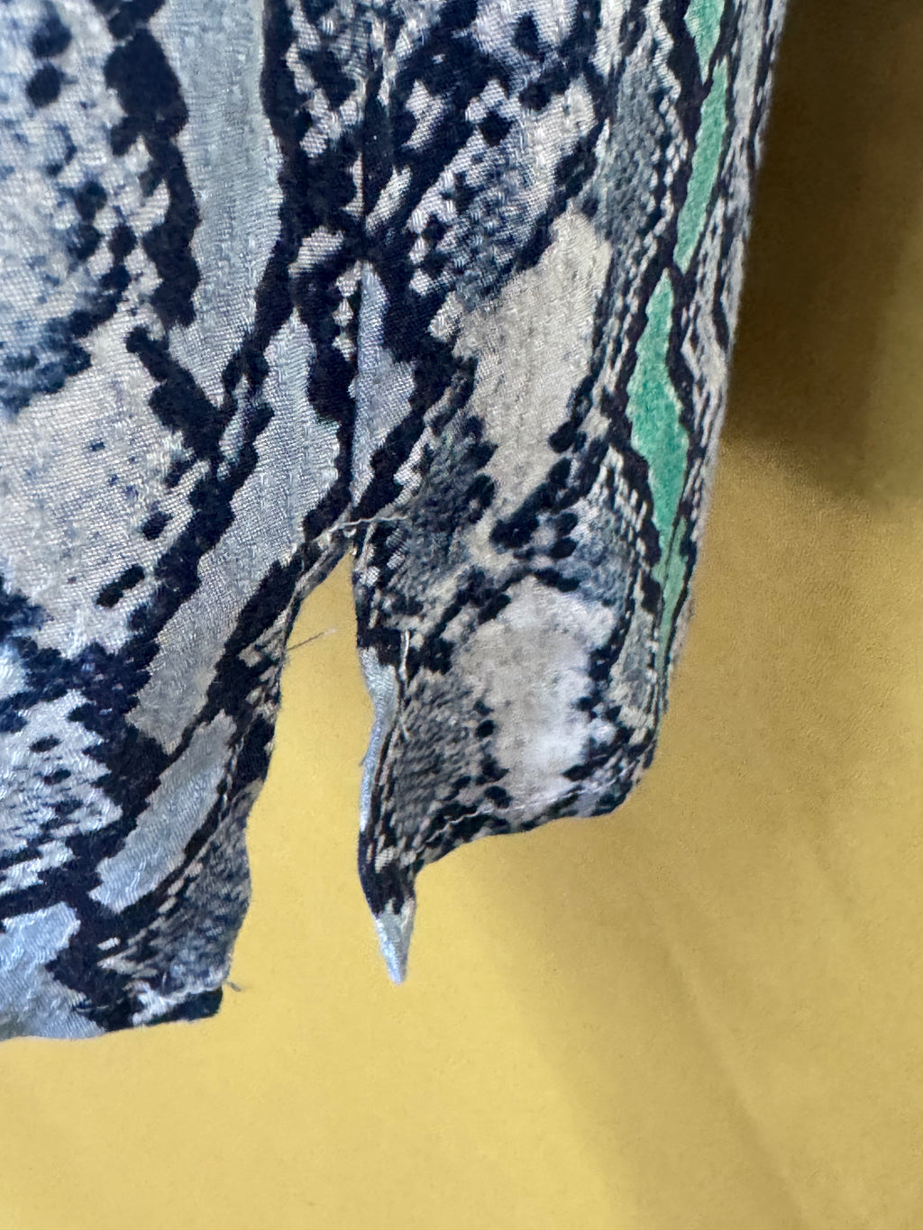 Jack by BB Dakota Snakeskin Camisole Tank Top • Size S • Blue & Green