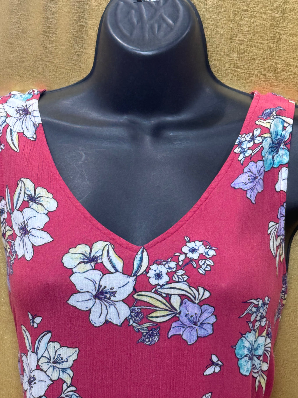 a.n.a A New Approach Floral V-Neck Tank Top Ruffle Hem Pink Size Small