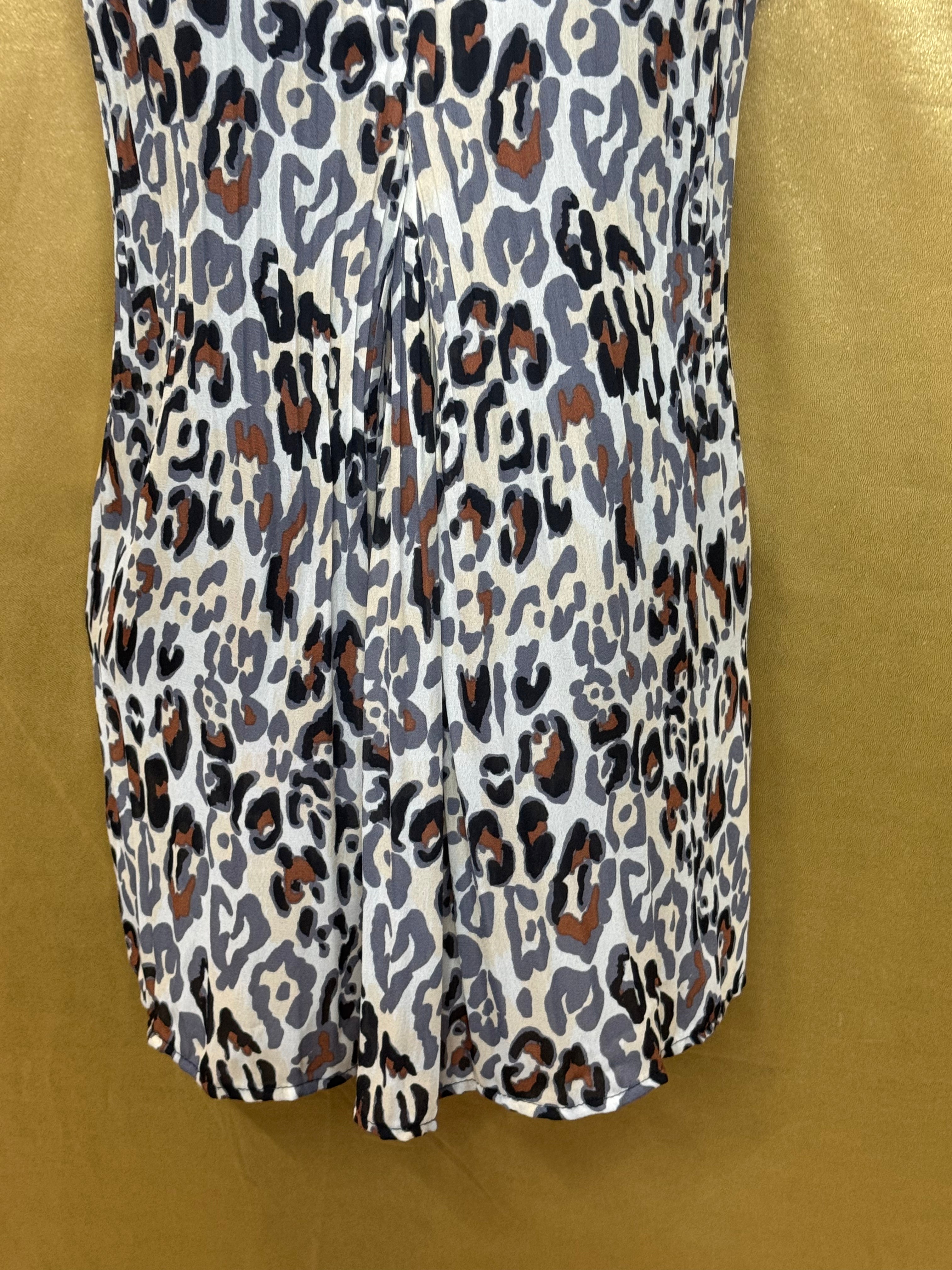 Ninety Clothing Co. Animal Print Sleeveless V-Neck Blouse Top - Size Small
