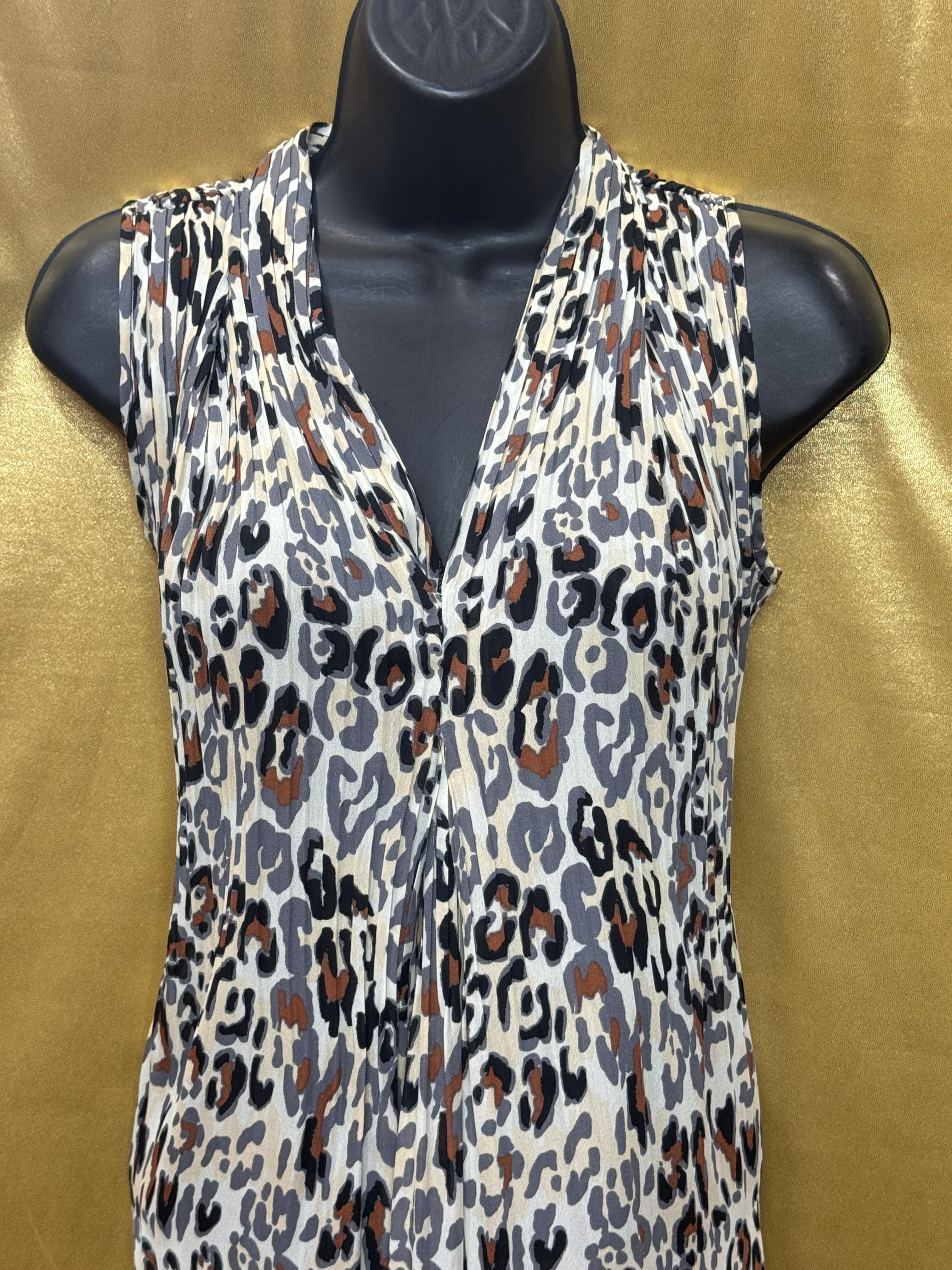 Ninety Clothing Co. Animal Print Sleeveless V-Neck Blouse Top - Size Small