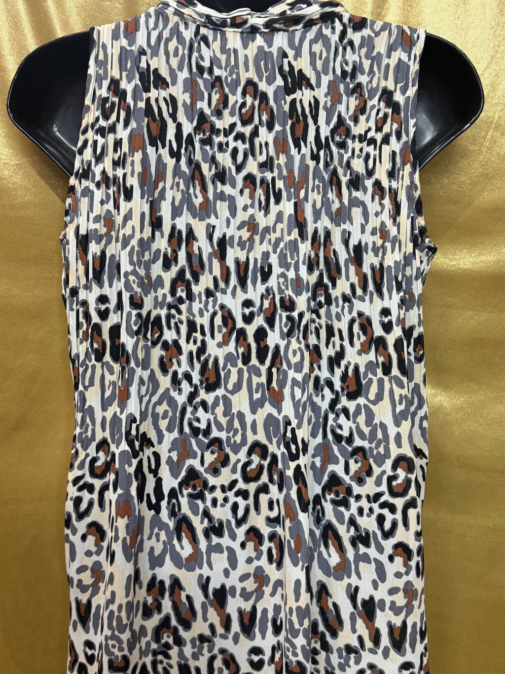 Ninety Clothing Co. Animal Print Sleeveless V-Neck Blouse Top - Size Small