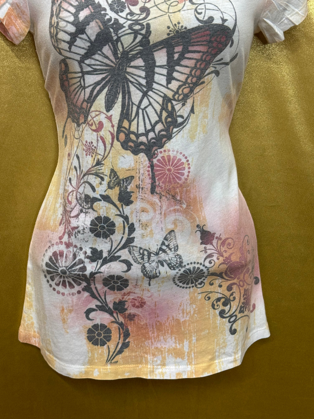 BCG Y2K Butterfly Graphic Tee • Pastel Watercolor Floral Top S