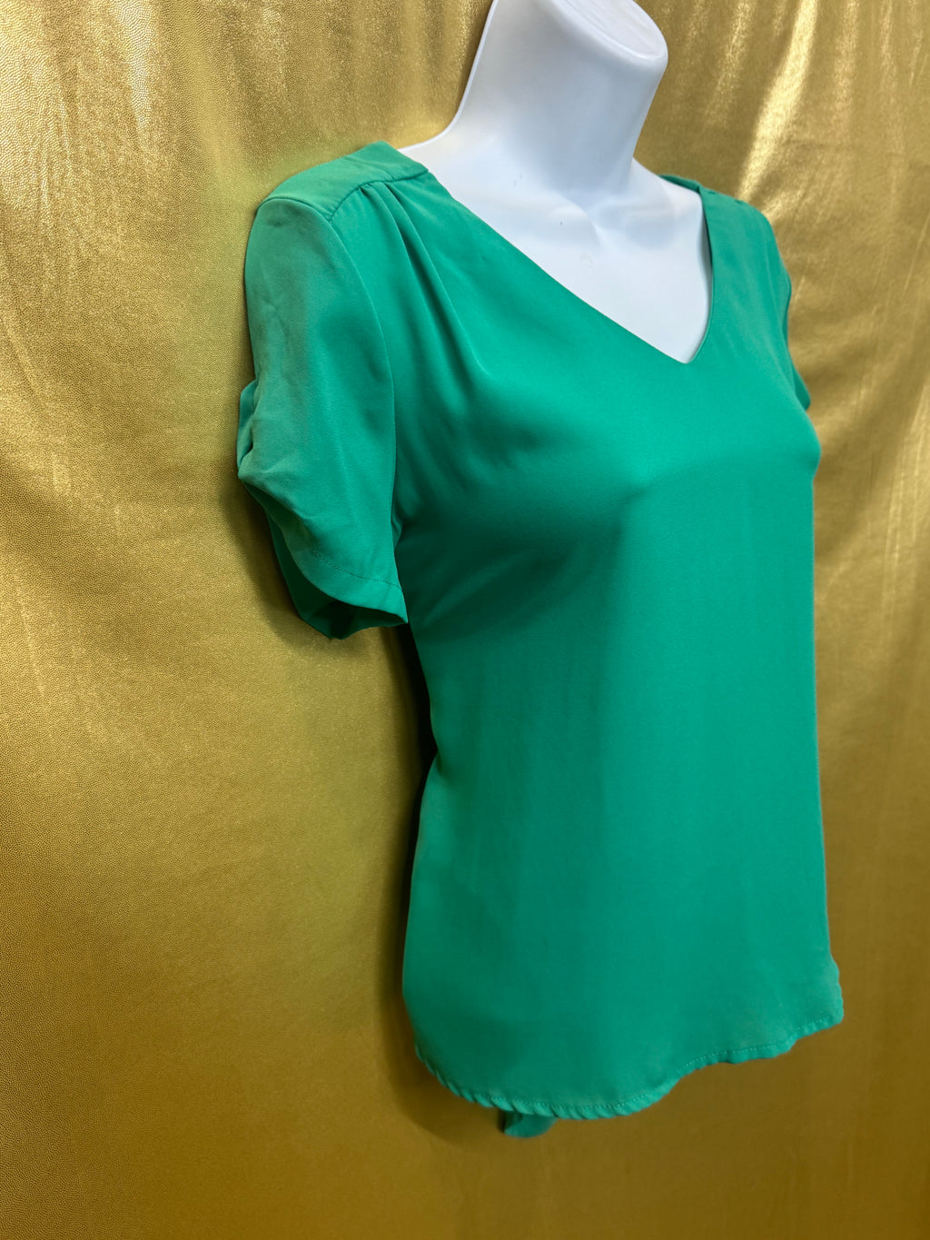 MERAKI Mint Green V-Neck Blouse | Pleated Short Sleeve Top, Size Small