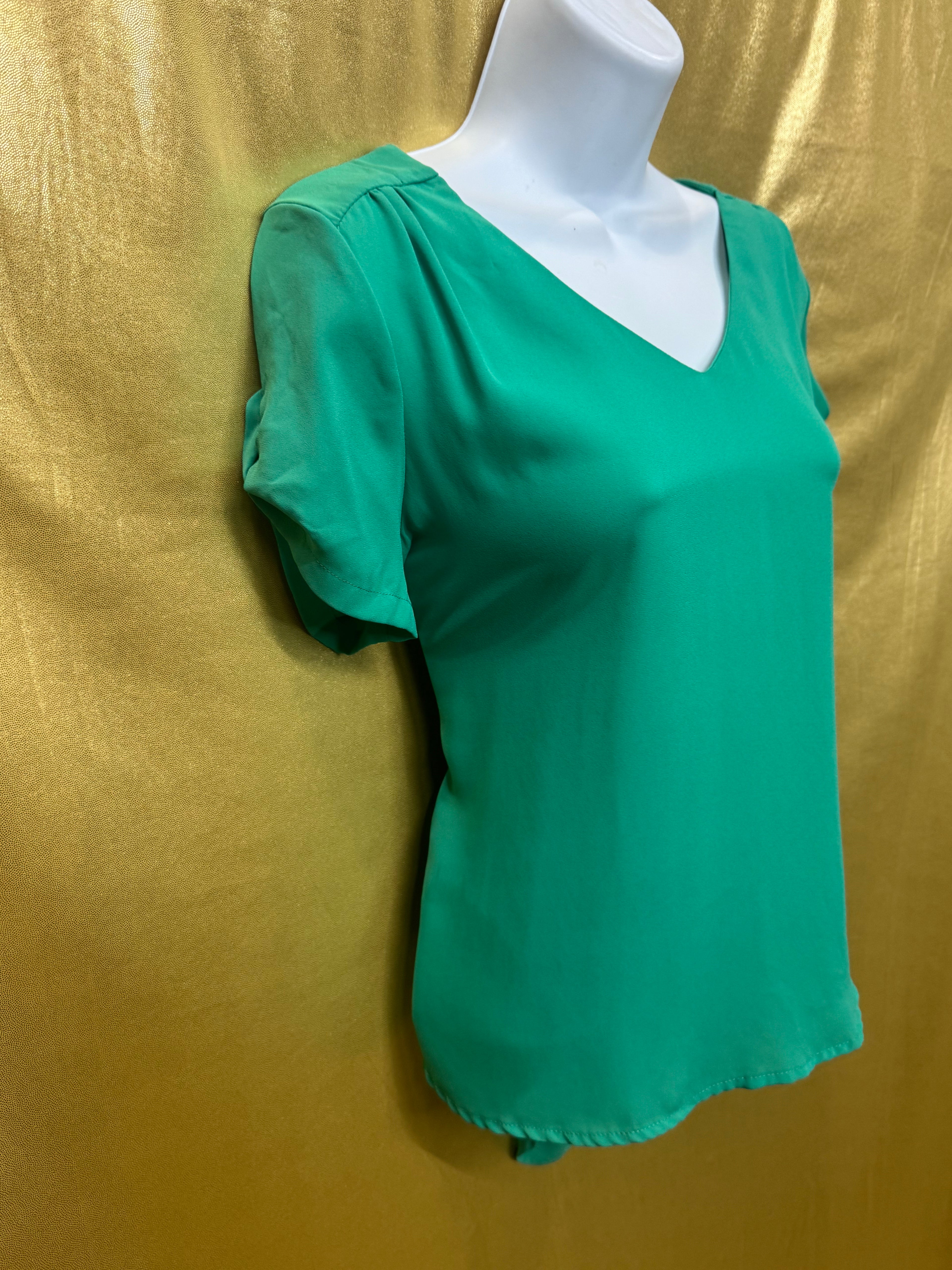MERAKI Mint Green V-Neck Blouse | Pleated Short Sleeve Top, Size Small