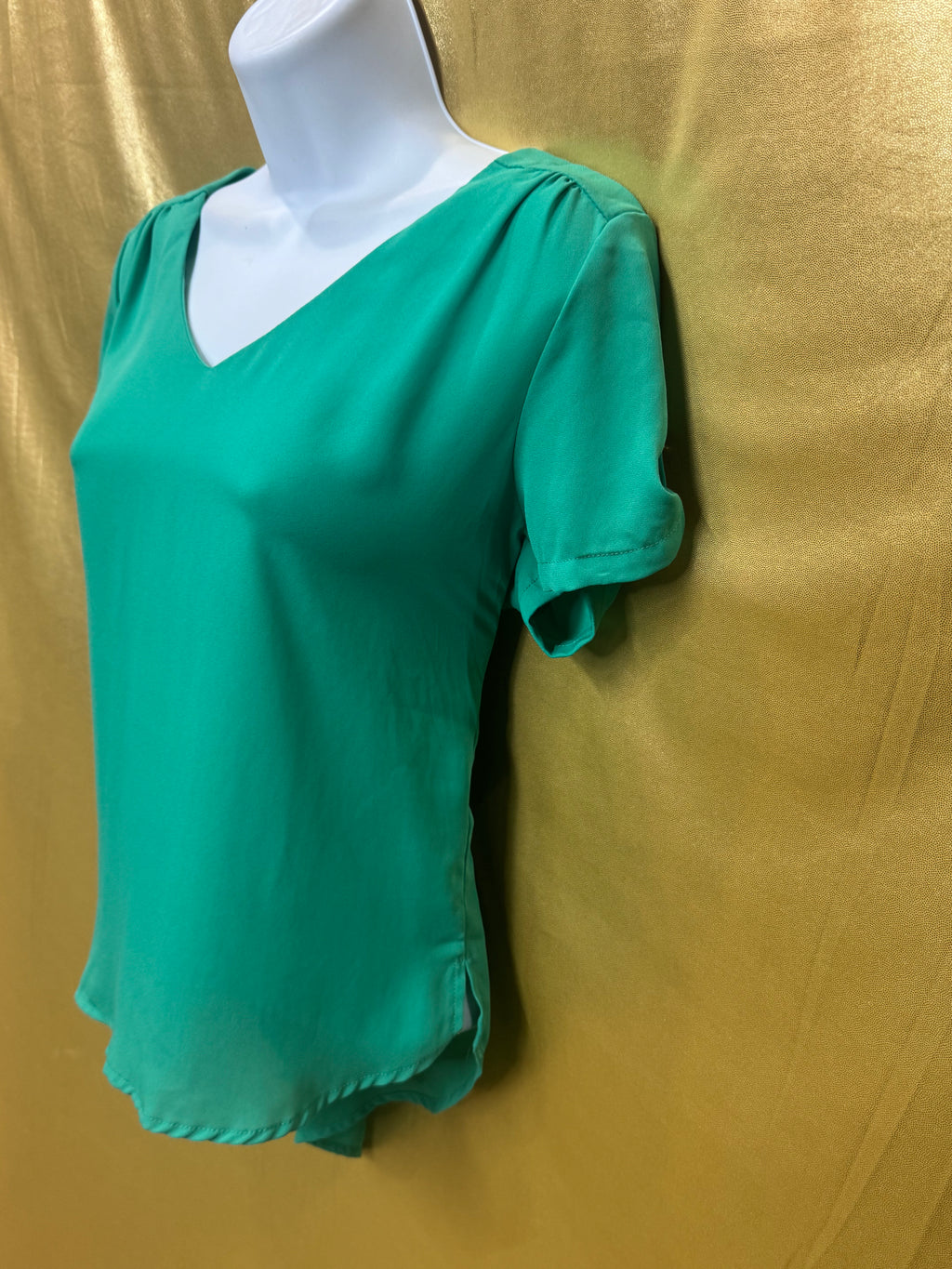 MERAKI Mint Green V-Neck Blouse | Pleated Short Sleeve Top, Size Small