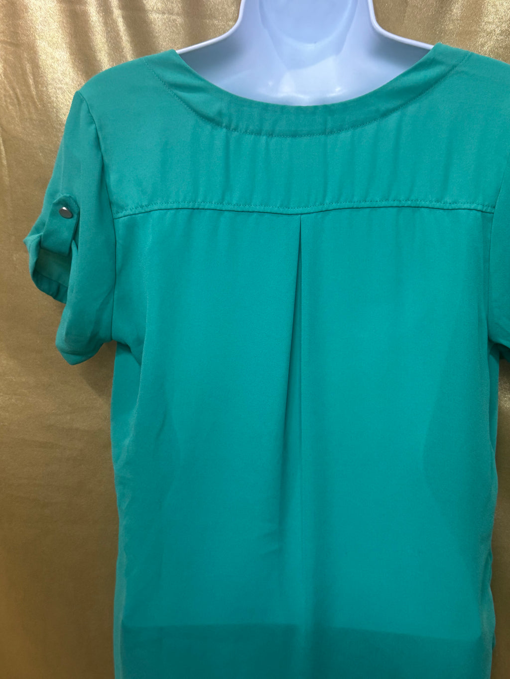 MERAKI Mint Green V-Neck Blouse | Pleated Short Sleeve Top, Size Small
