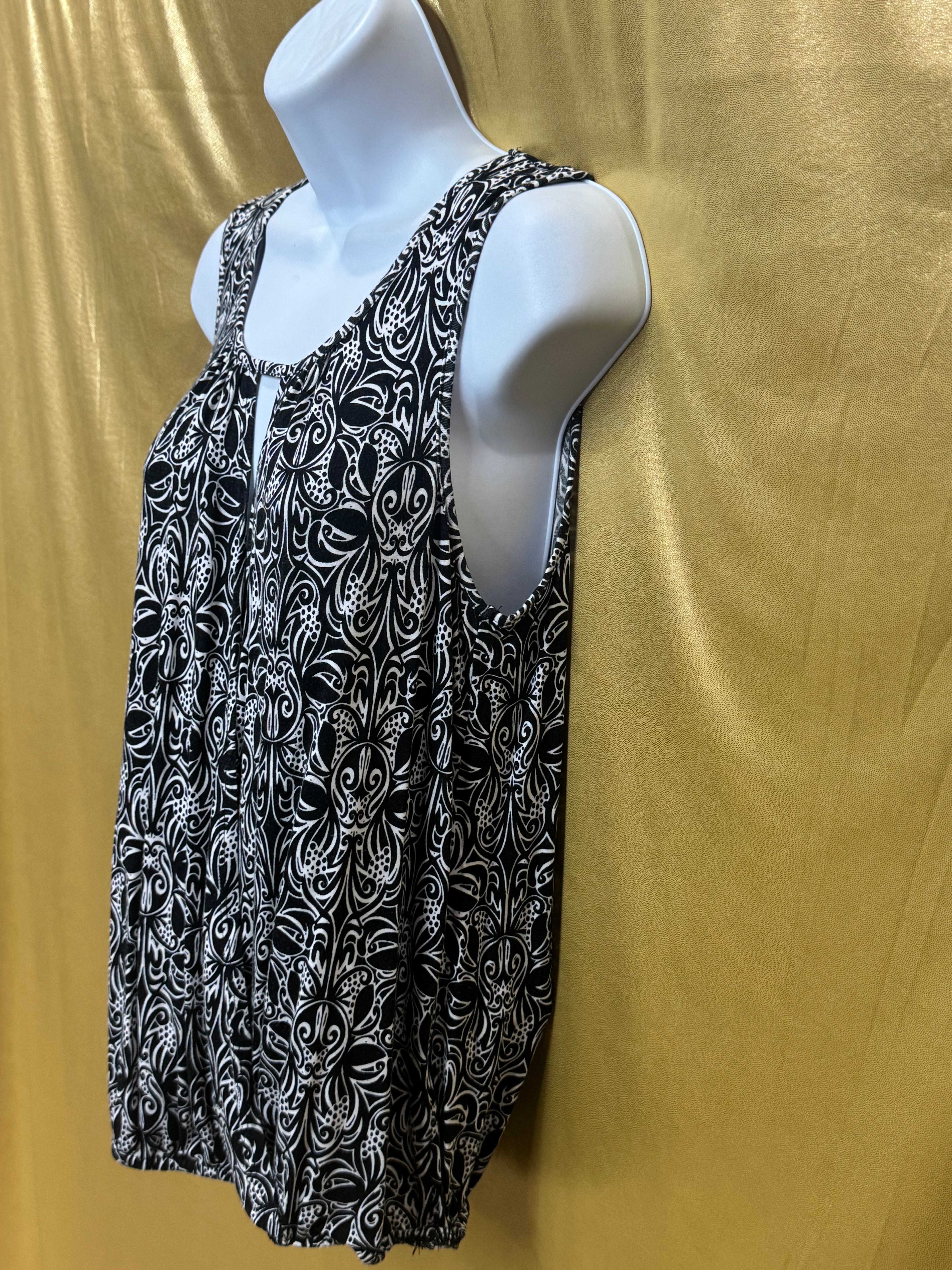 Cable & Gauge Black White Abstract Floral Keyhole Tank Top Size M