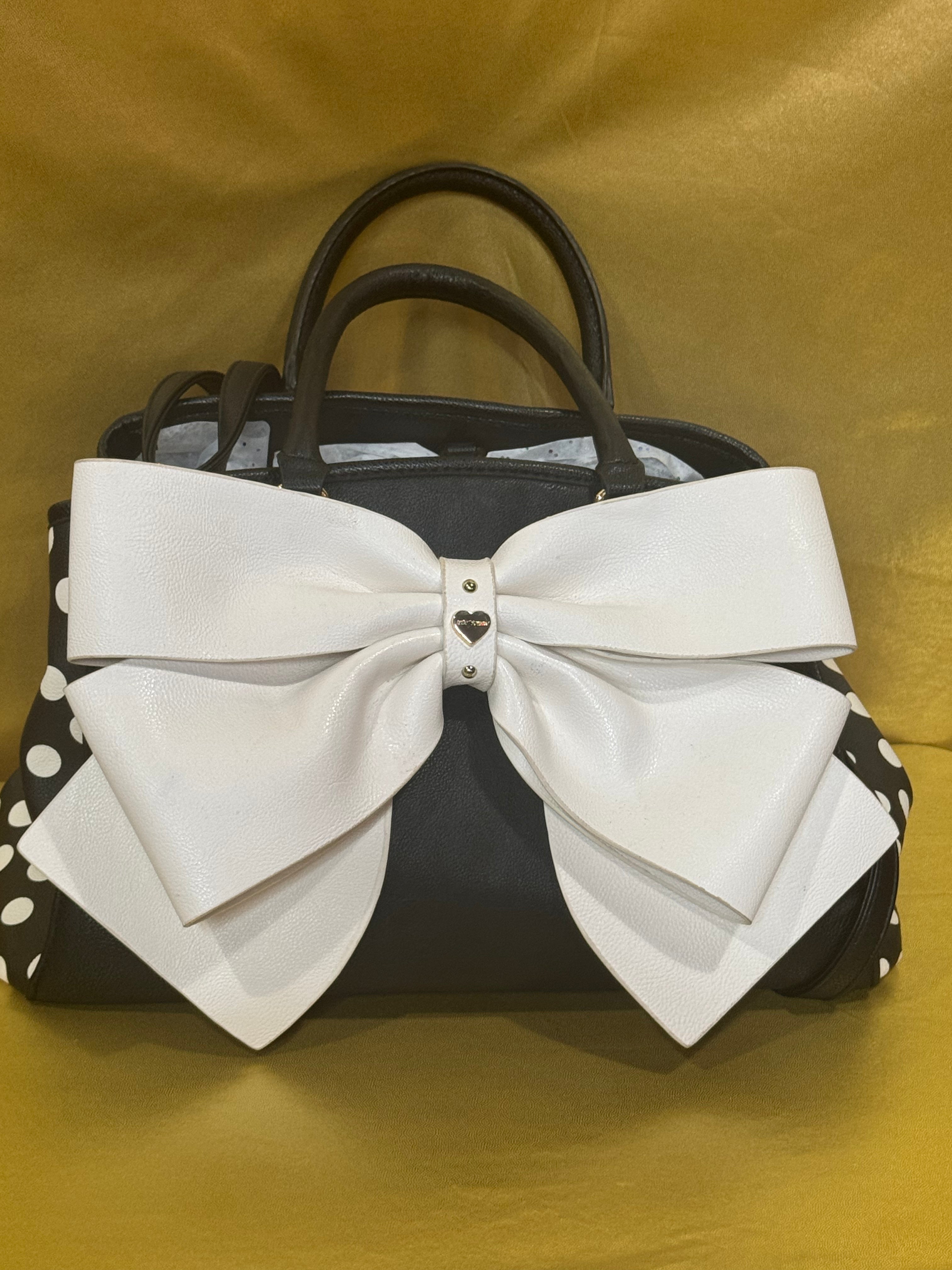 Betsey Johnson Big Bow Wagon Satchel