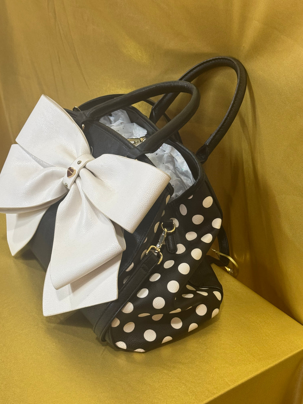 Betsey Johnson Big Bow Wagon Satchel