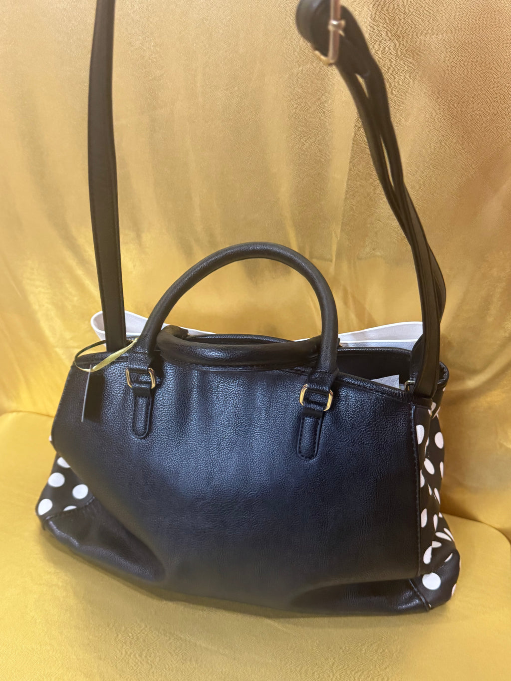 Betsey Johnson Big Bow Wagon Satchel